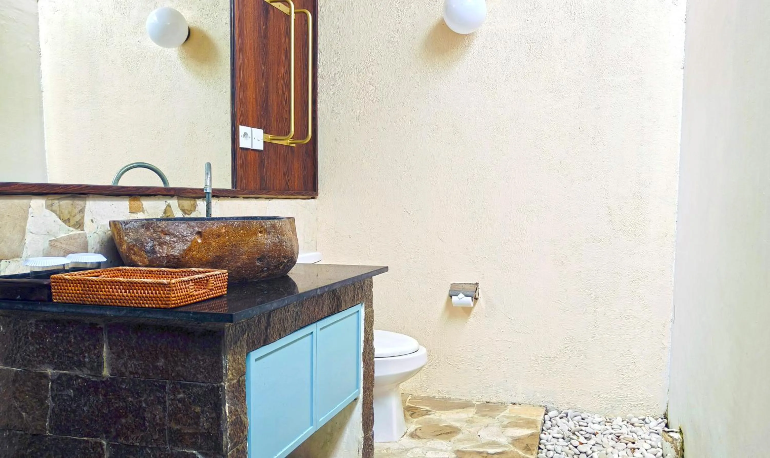 Bathroom in The Trawangan Resort