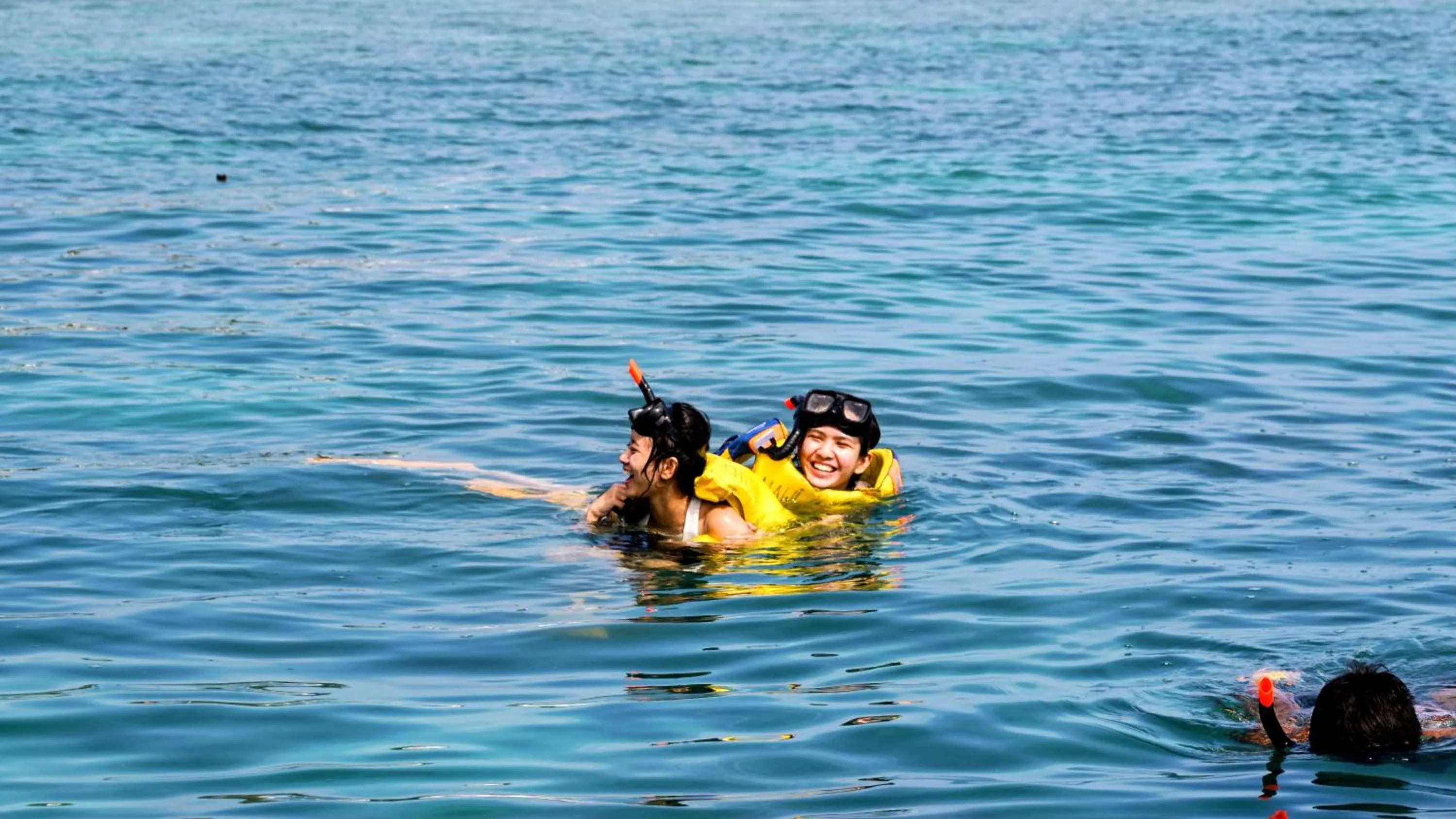 Snorkeling in The Trawangan Resort