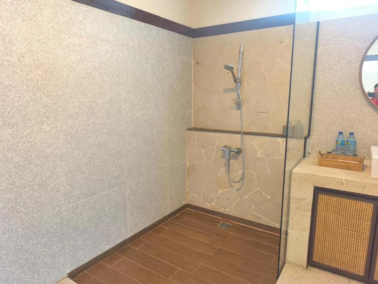 Shower in The Trawangan Resort