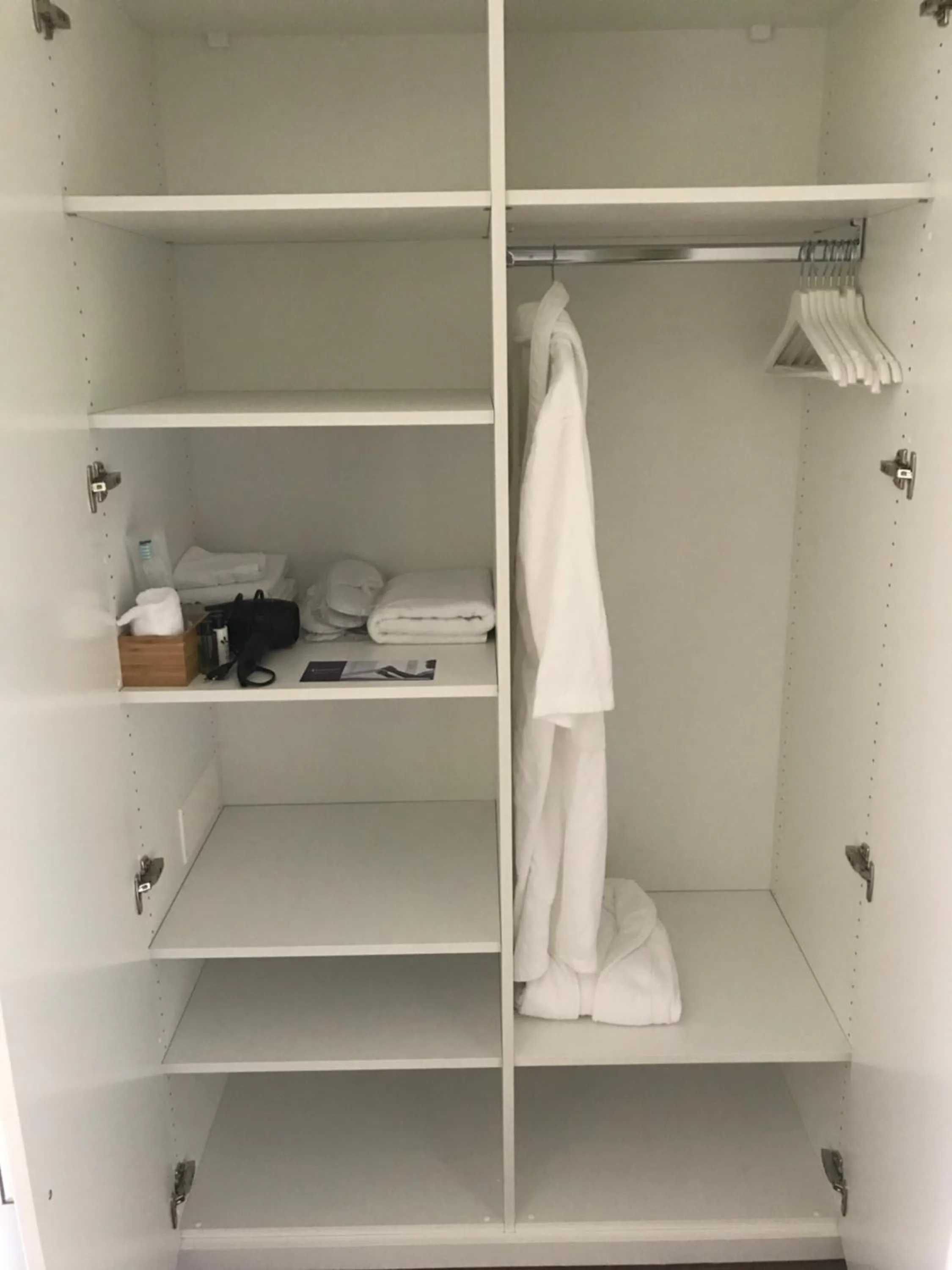 Photo of the whole room in wolke 4