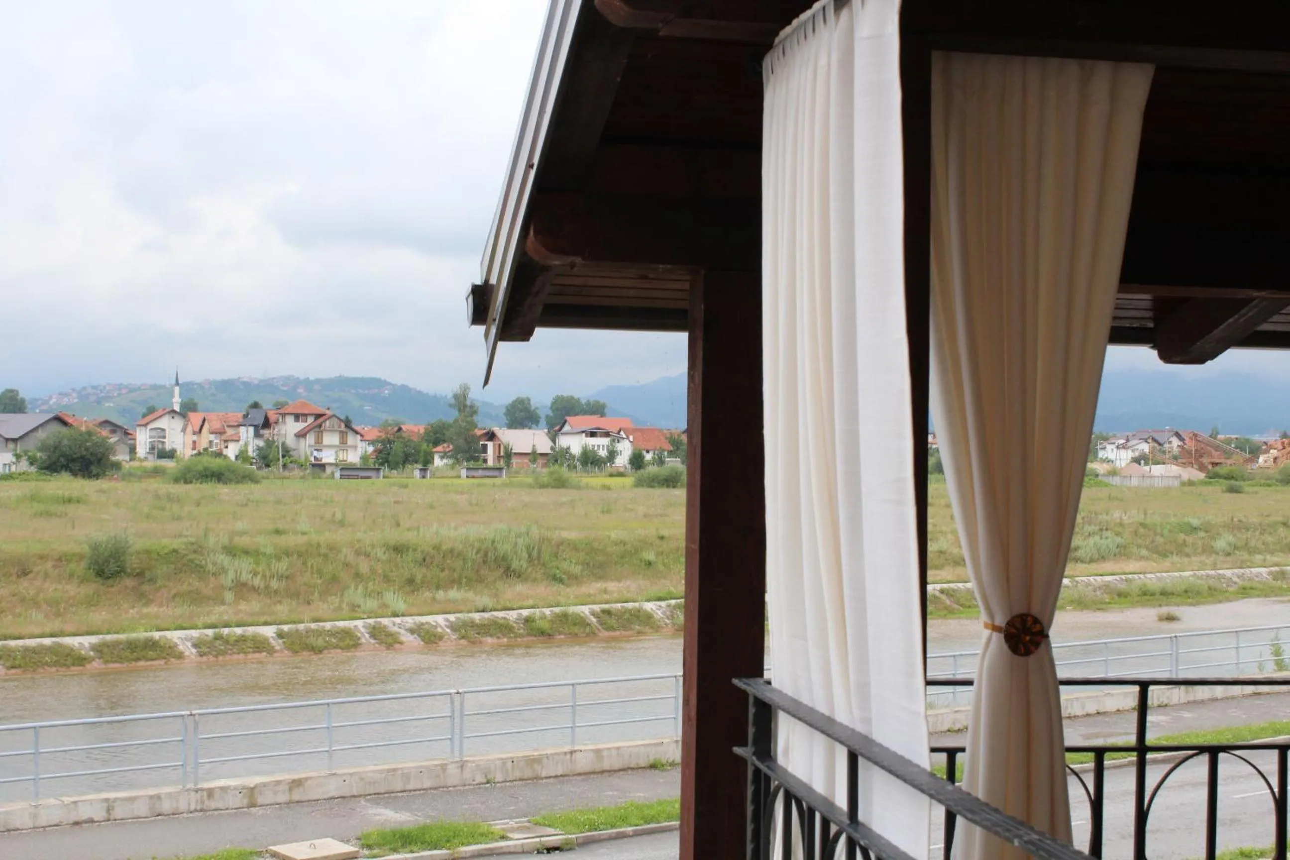 Olad Riverview Townhouse