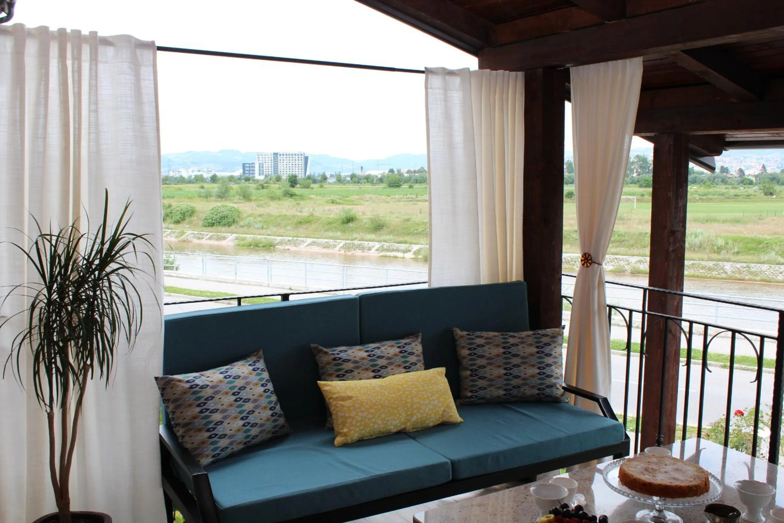 Olad Riverview Townhouse