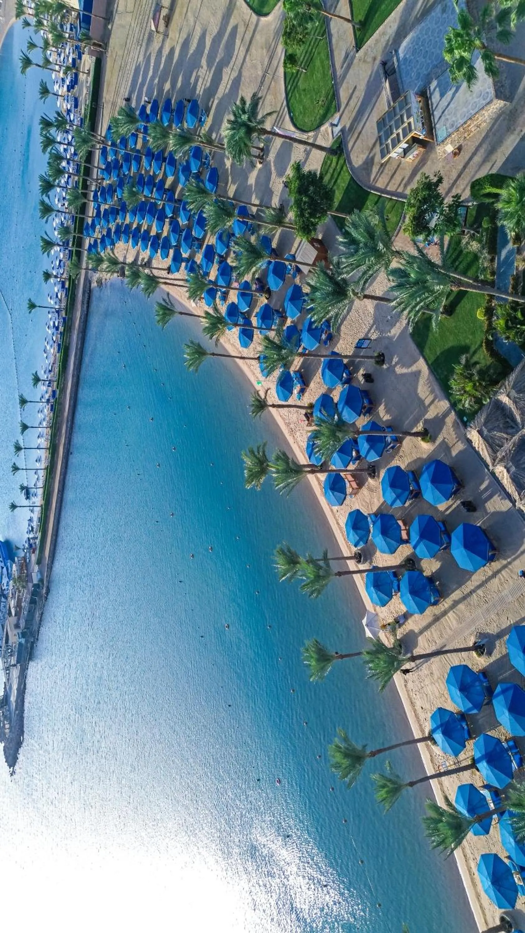 Beach in Continental Hotel Hurghada
