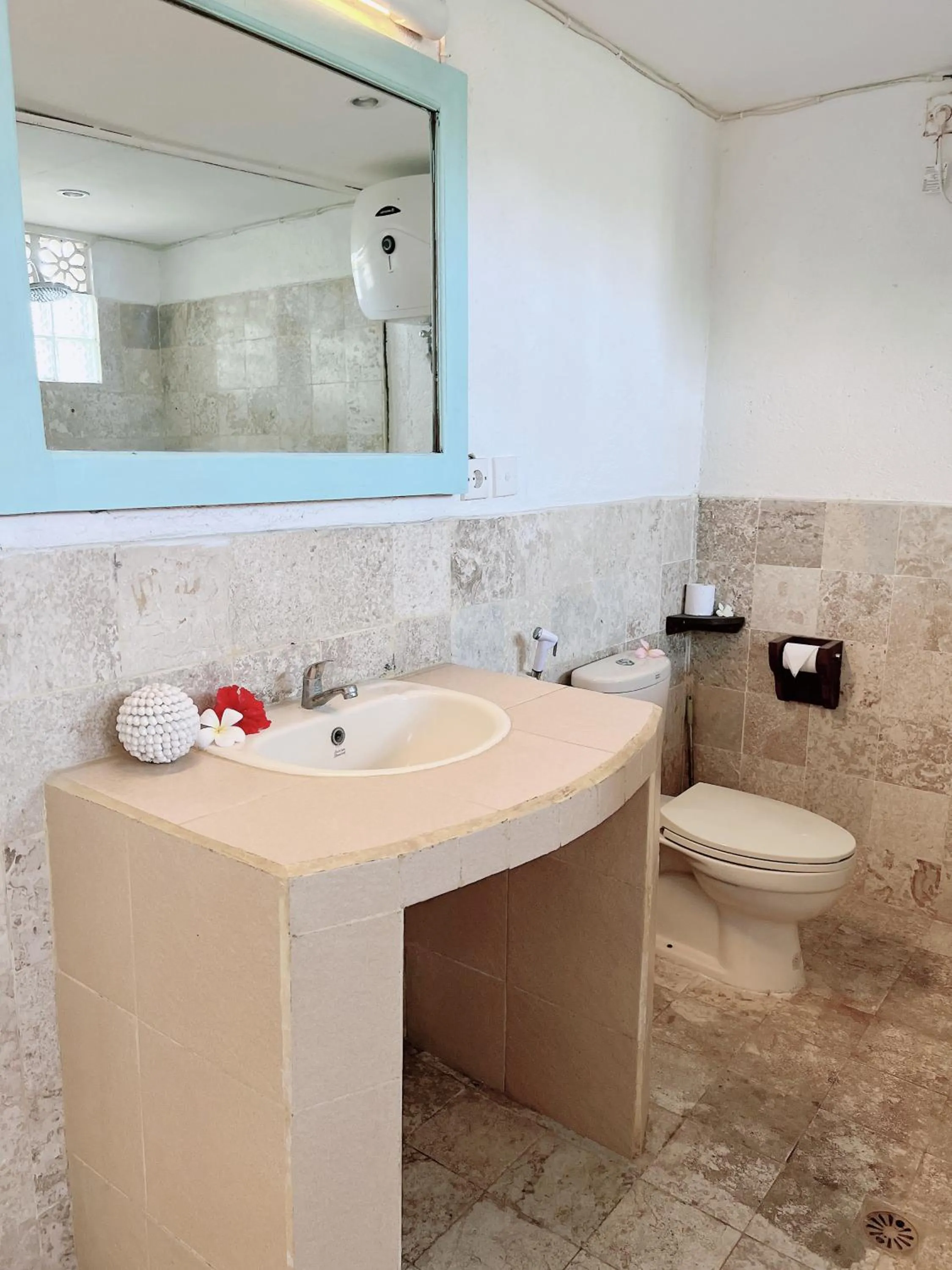 Toilet in 7SEAS Cottages