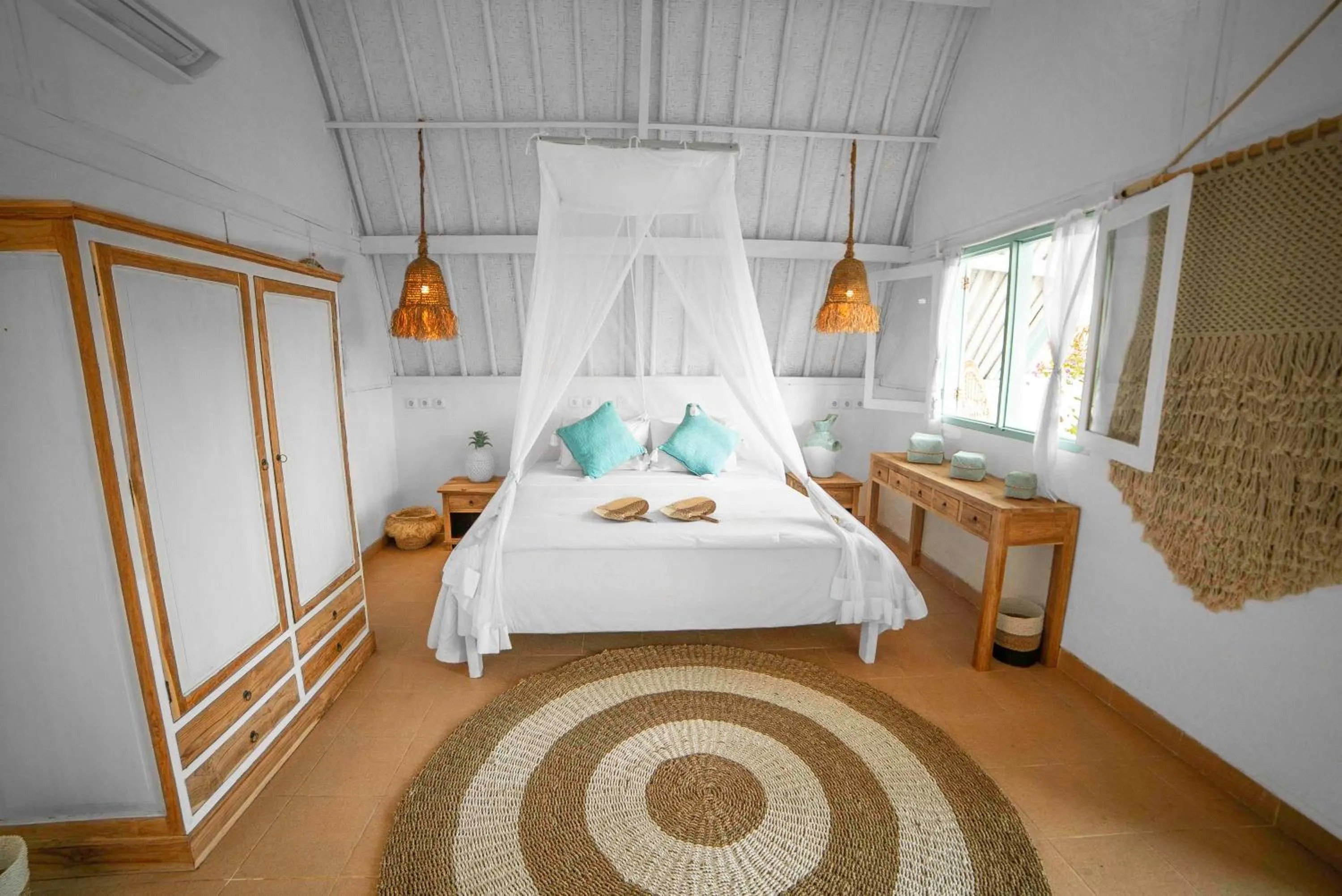 Seating area, Bed in 7SEAS Cottages