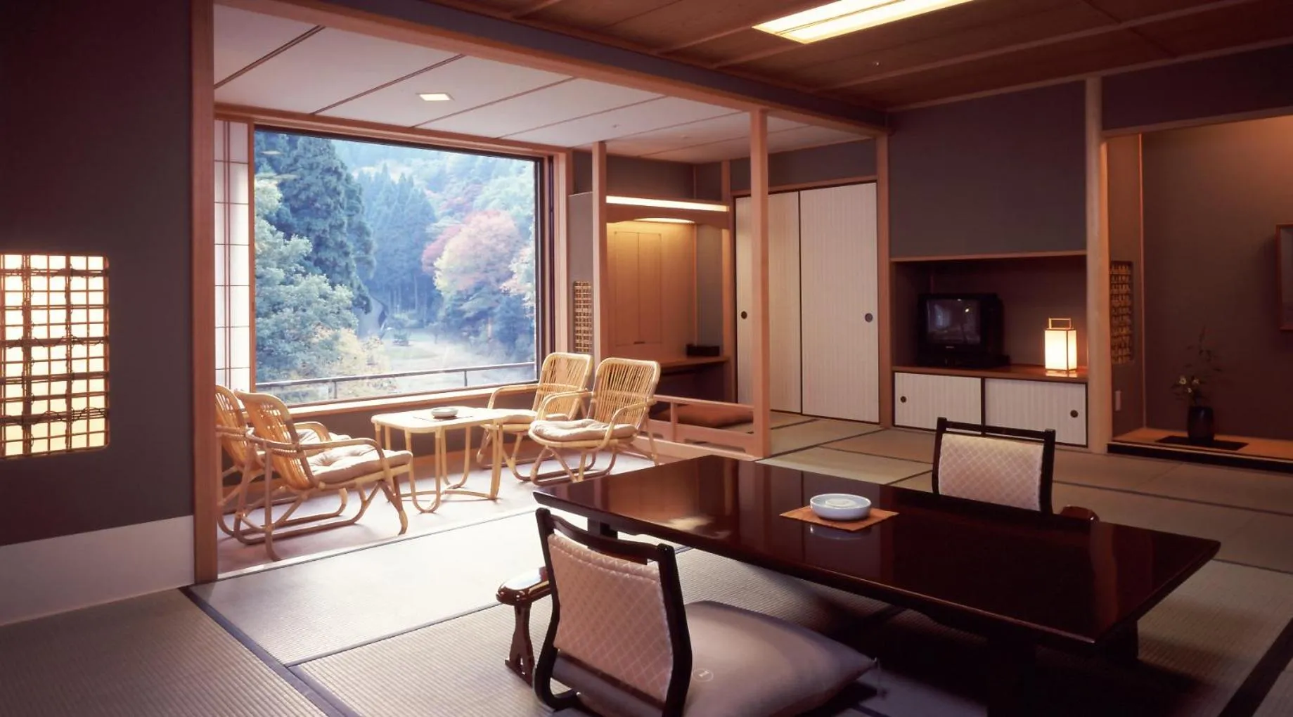 Photo of the whole room in Kinosaki Onsen Nishimuraya Hotel Shogetsutei