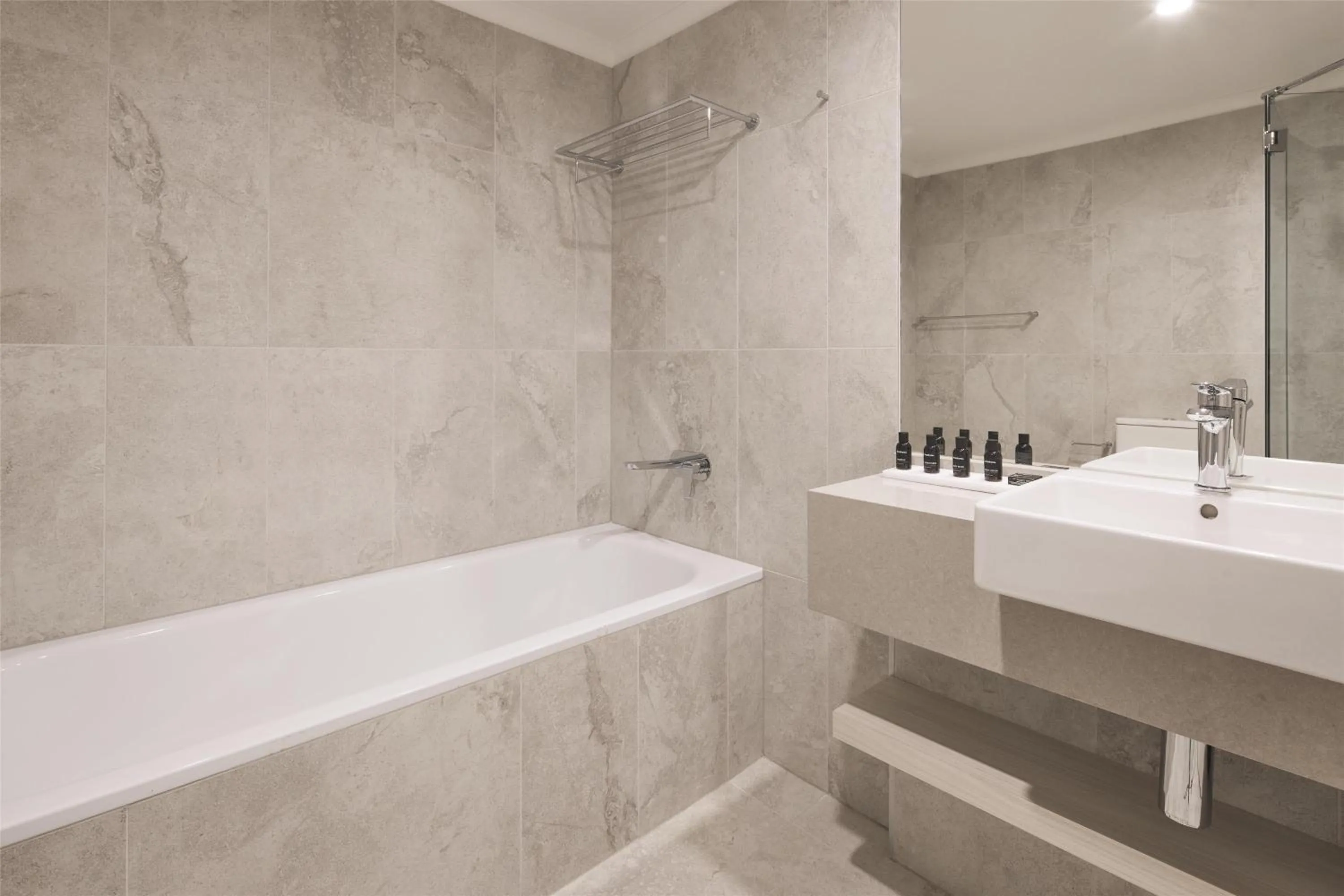 Bathroom in Rydges Darling Square Apartment Hotel