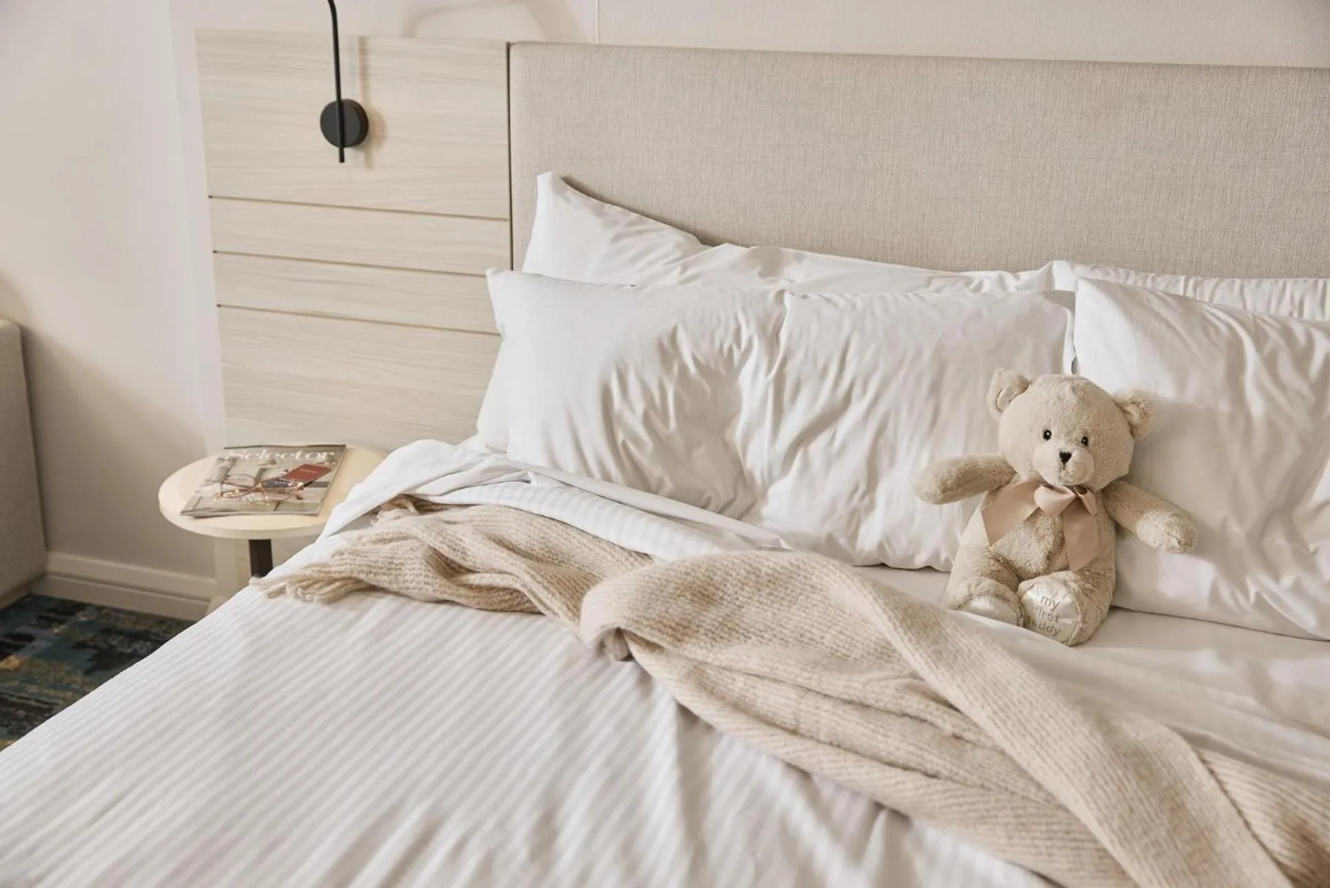 Bedroom, Bed in Rydges Darling Square Apartment Hotel