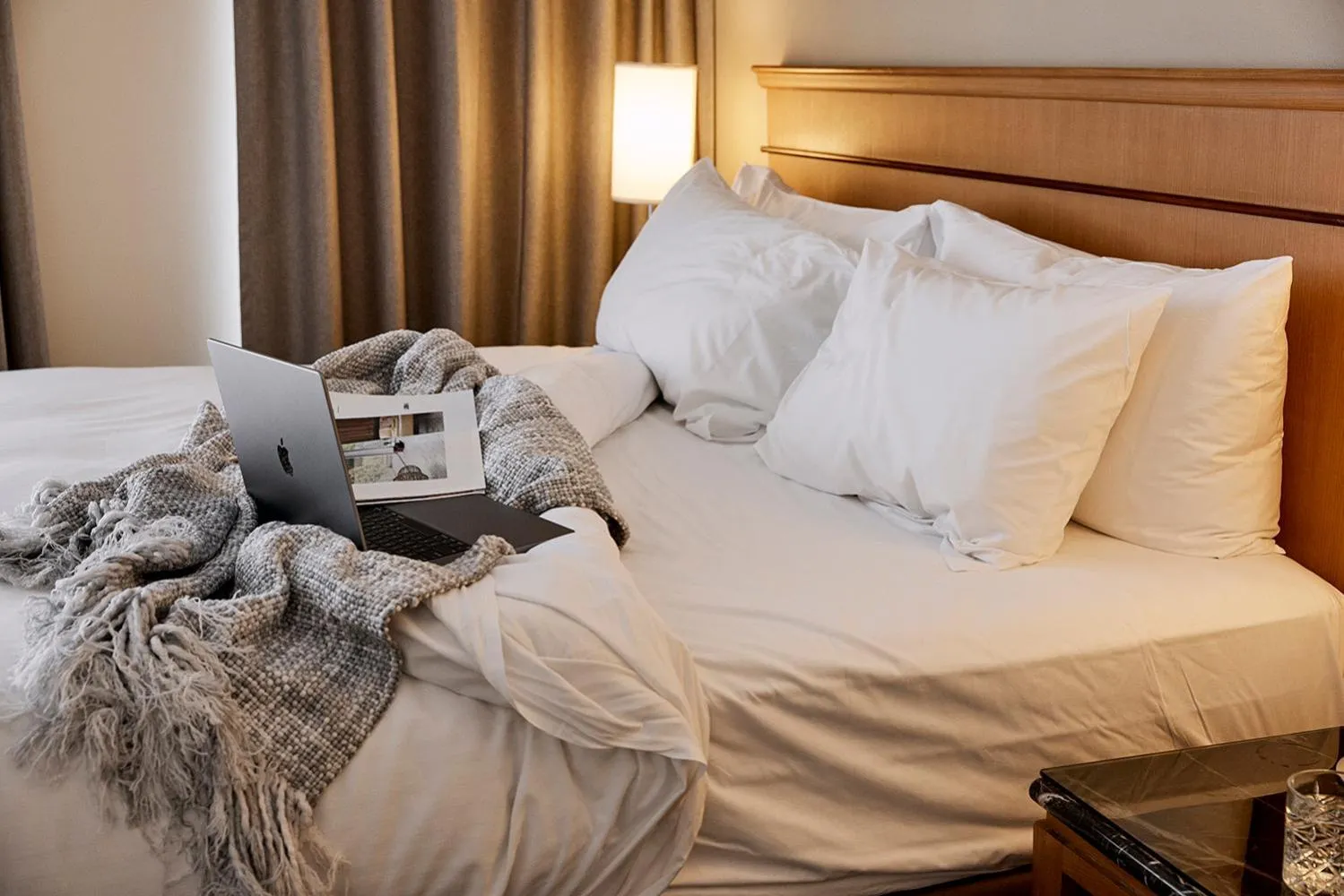 Bed in Rydges Darling Square Apartment Hotel