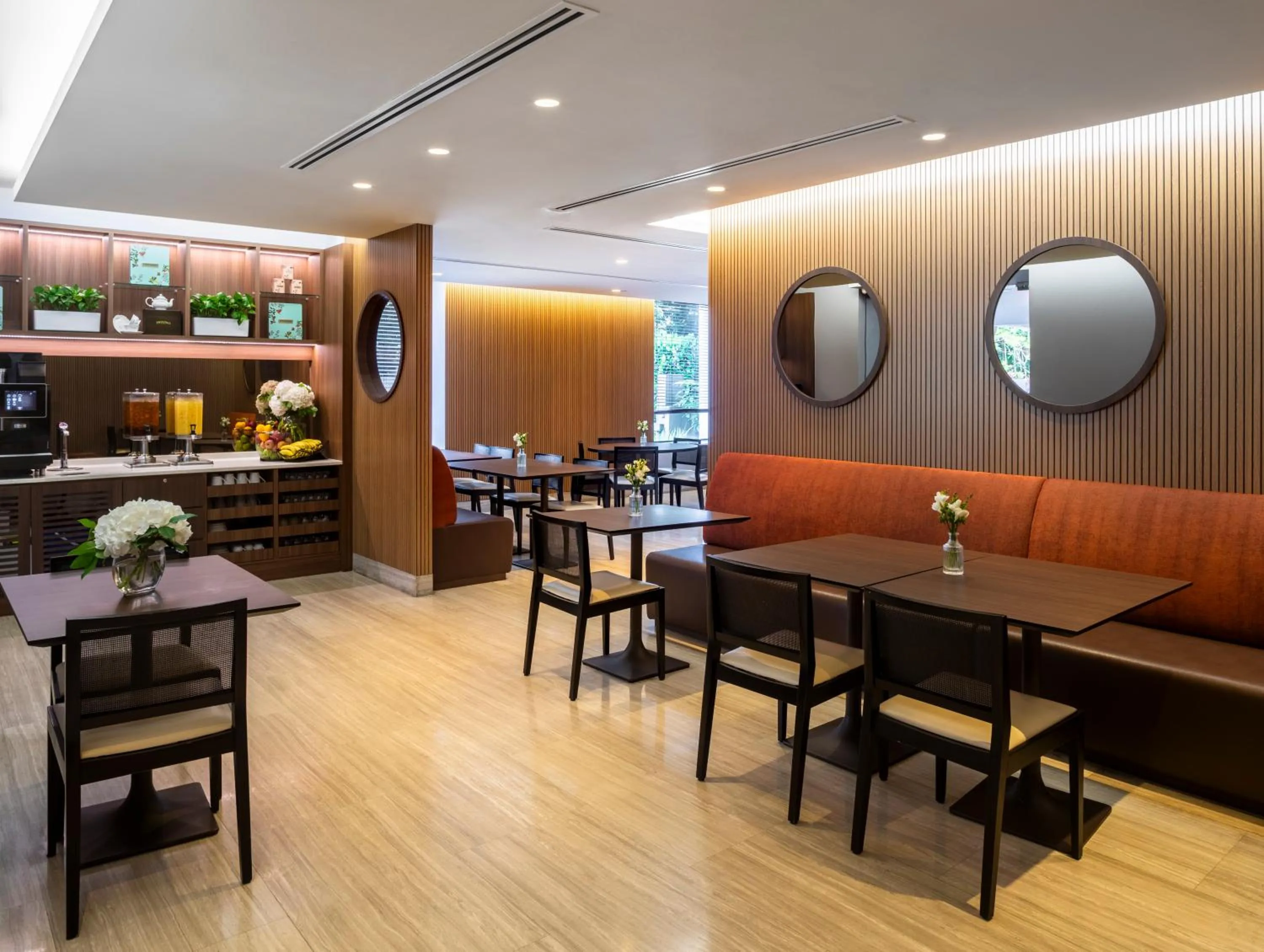 Restaurant/places to eat in Fraser Suites Singapore