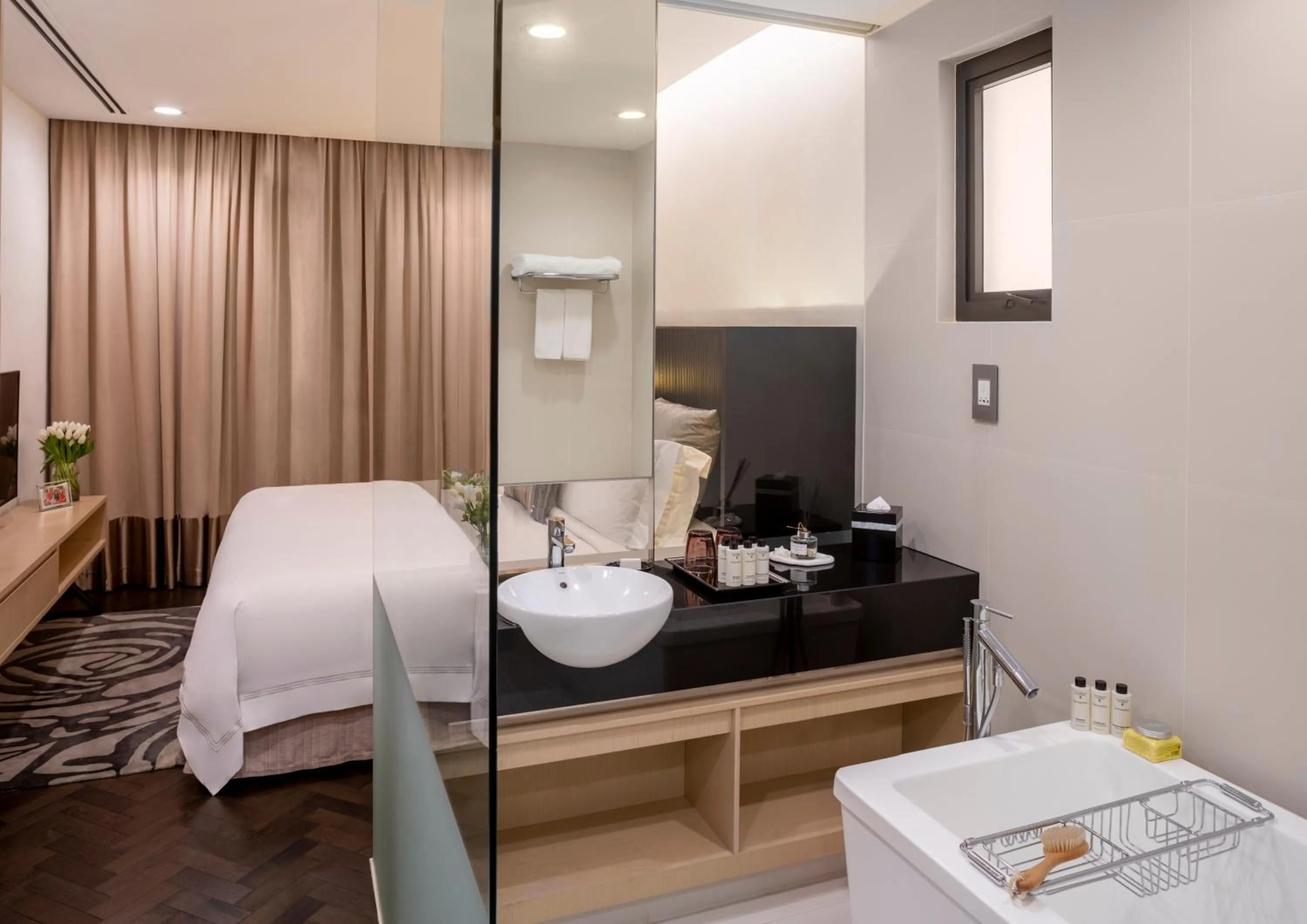 Bed in Fraser Suites Singapore