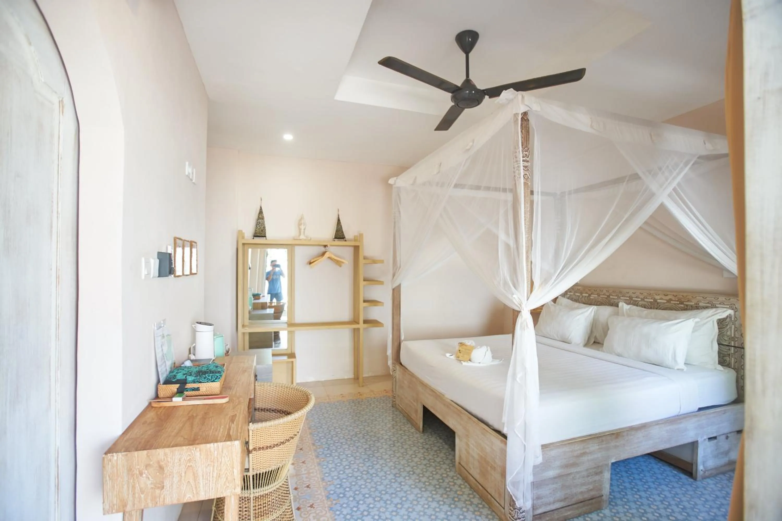 Bed in ISLA INDAH RETREAT boutique hotel