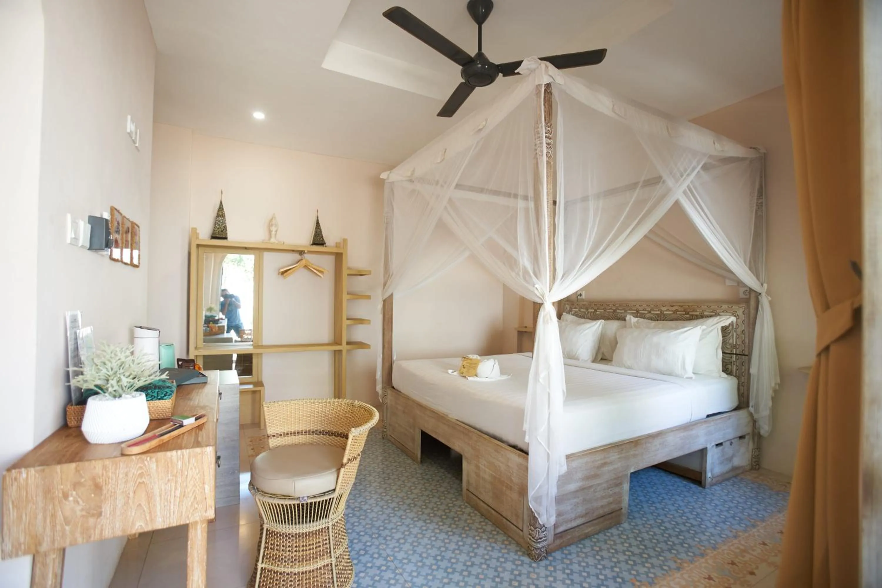 Bed in ISLA INDAH RETREAT boutique hotel