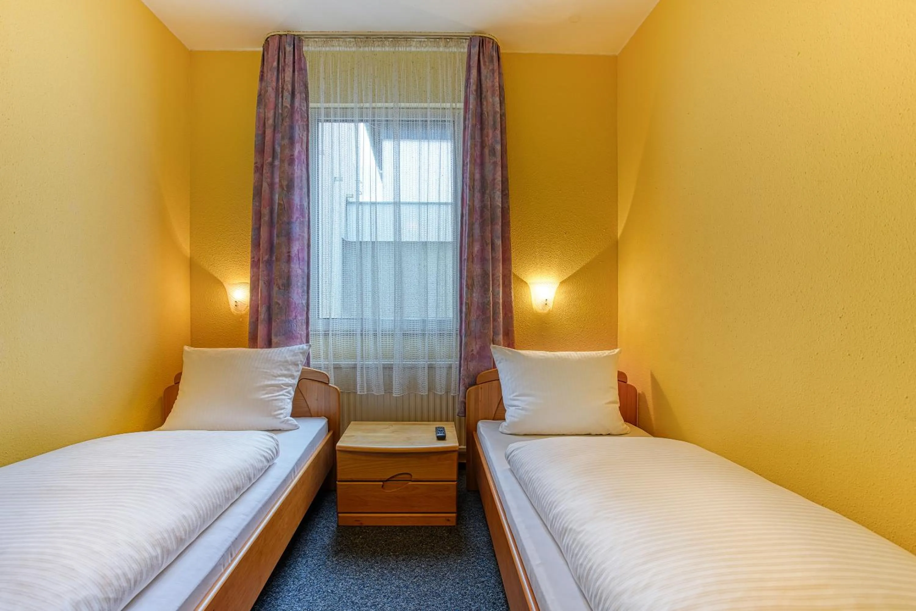 Bed in Hotel Carlton