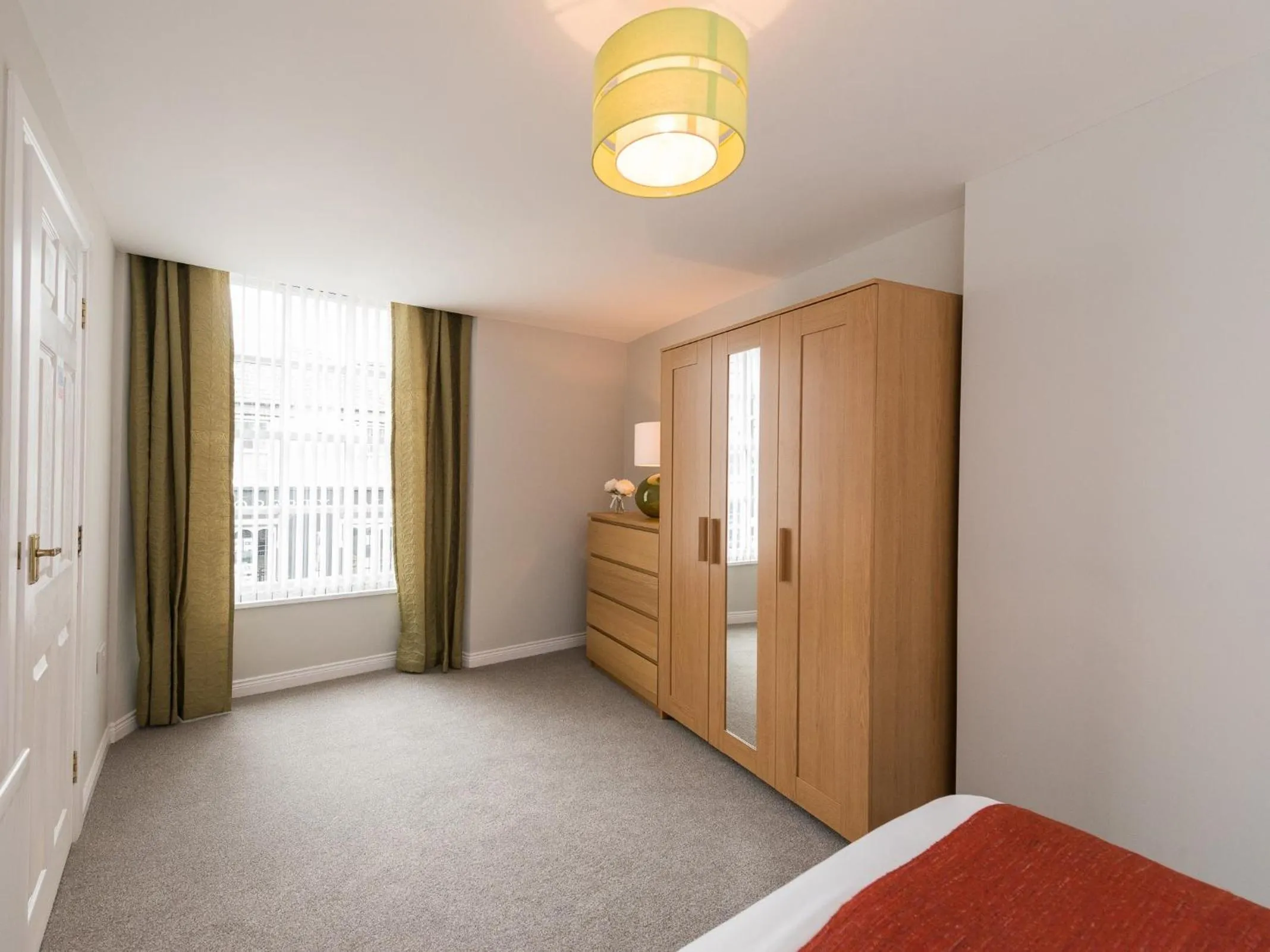 Bedroom, Bed in Hamilton House Holiday Apartment