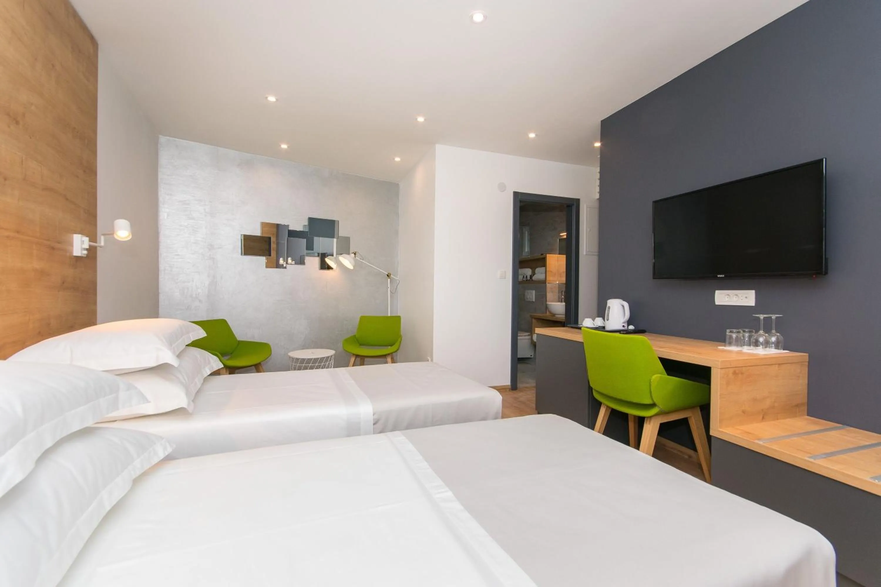 Photo of the whole room, Bed in Ora Luxury Rooms