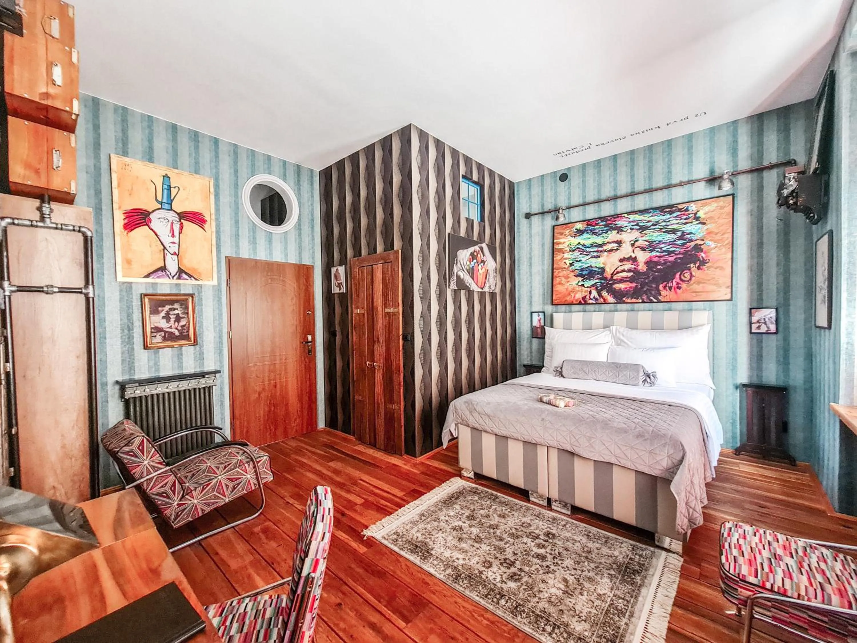 Living room, Bed in Divná pani Luxury Gallery Rooms