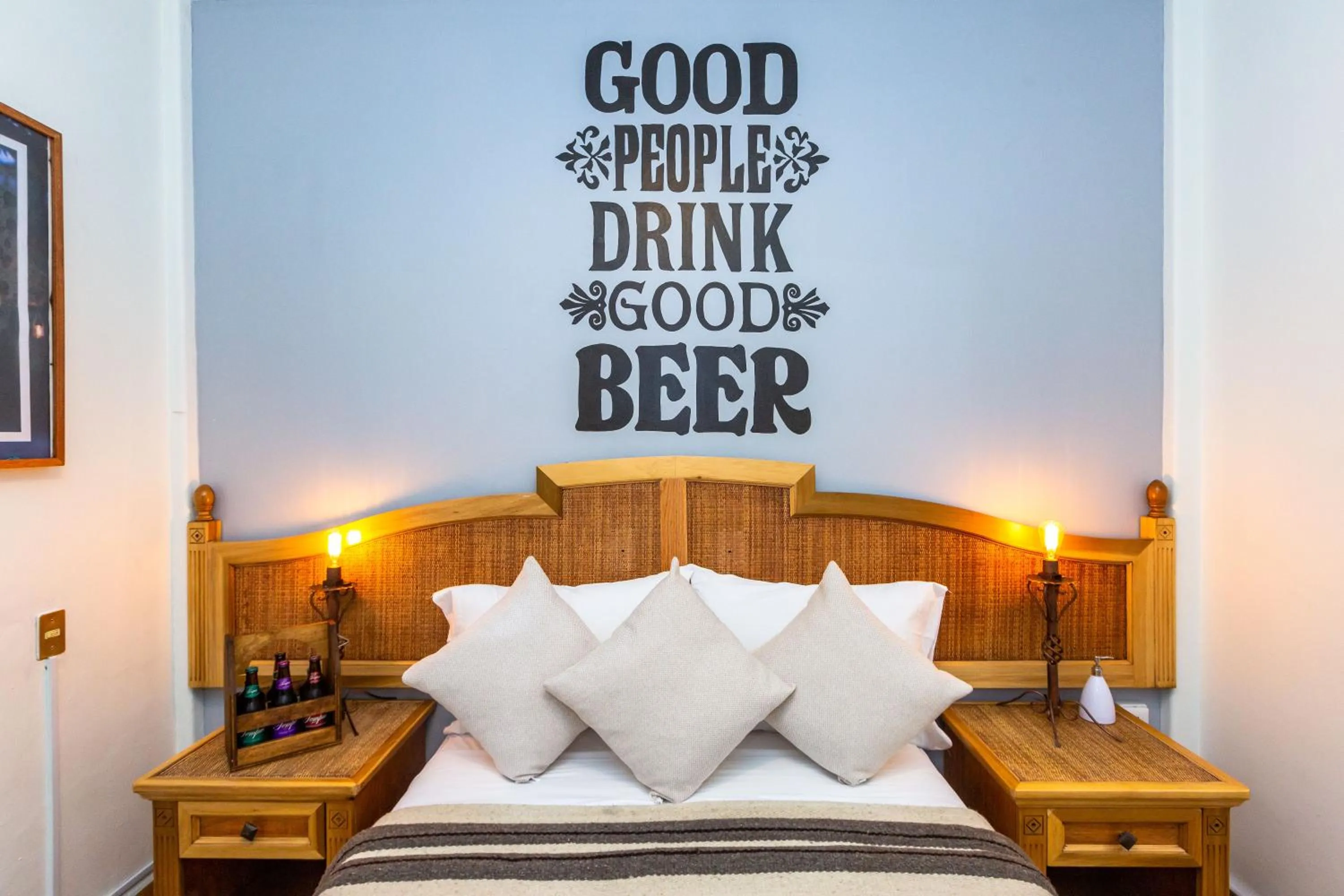 Decorative detail, Bed in Mala Vecindad Beer Hotel