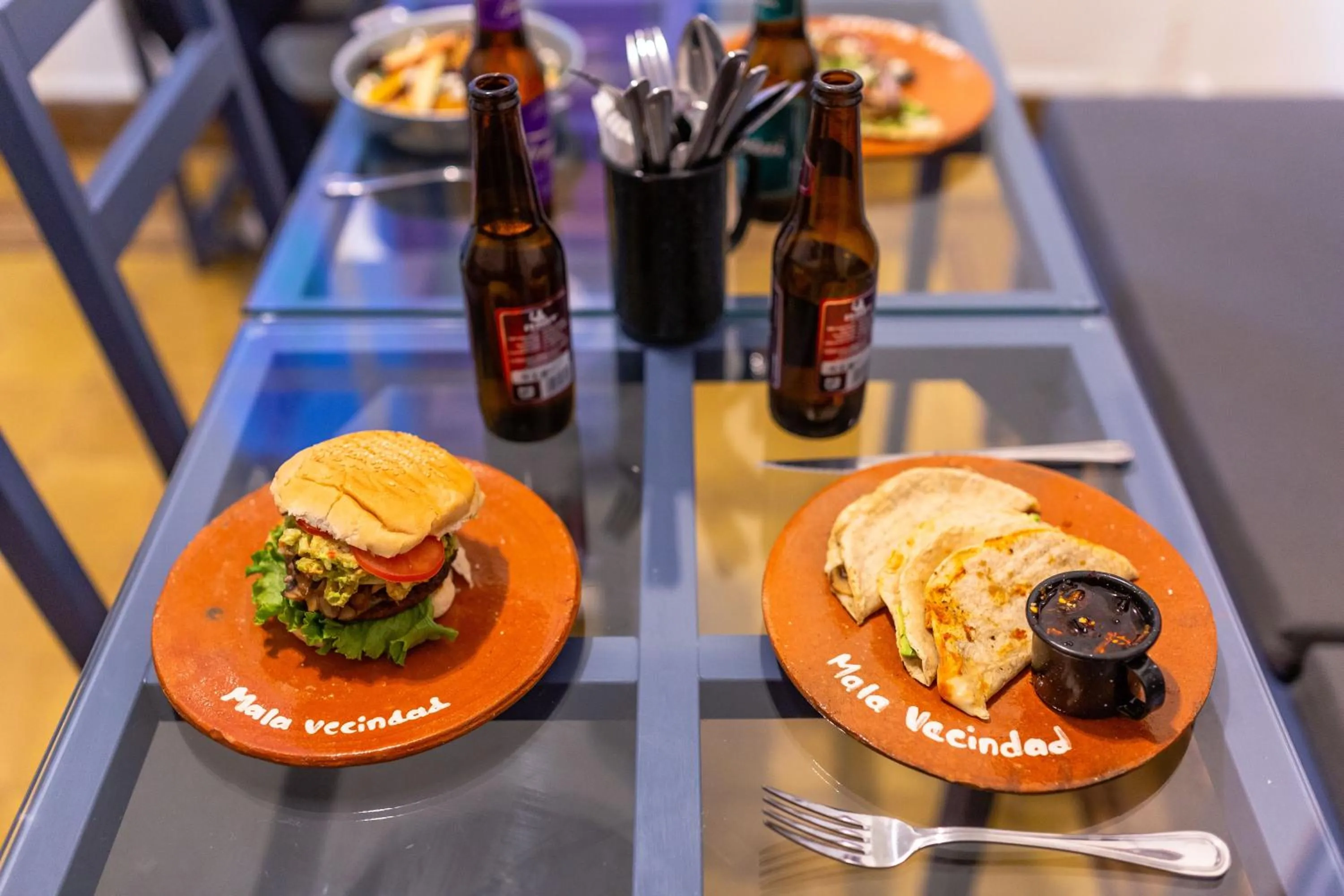 Food and drinks in Mala Vecindad Beer Hotel