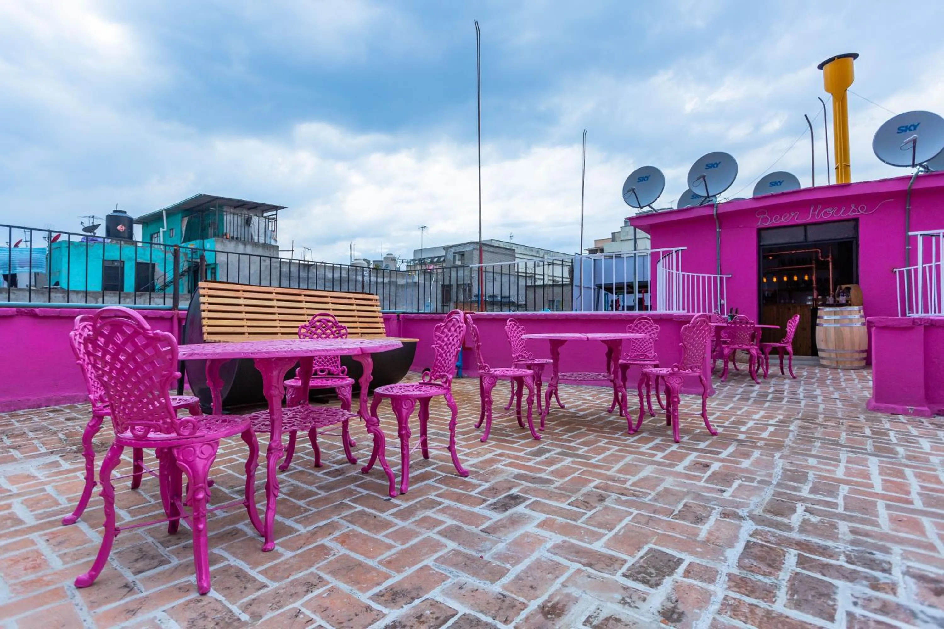 Balcony/Terrace in Mala Vecindad Beer Hotel