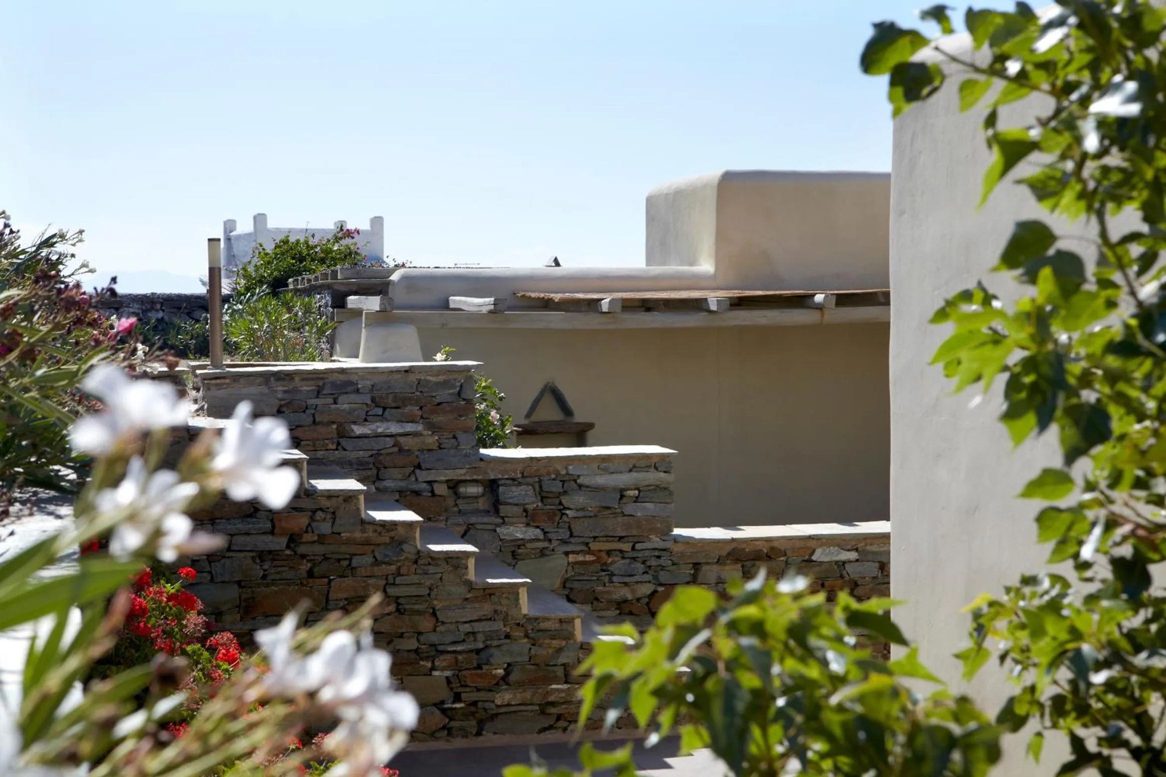 Property building in Diles & Rinies