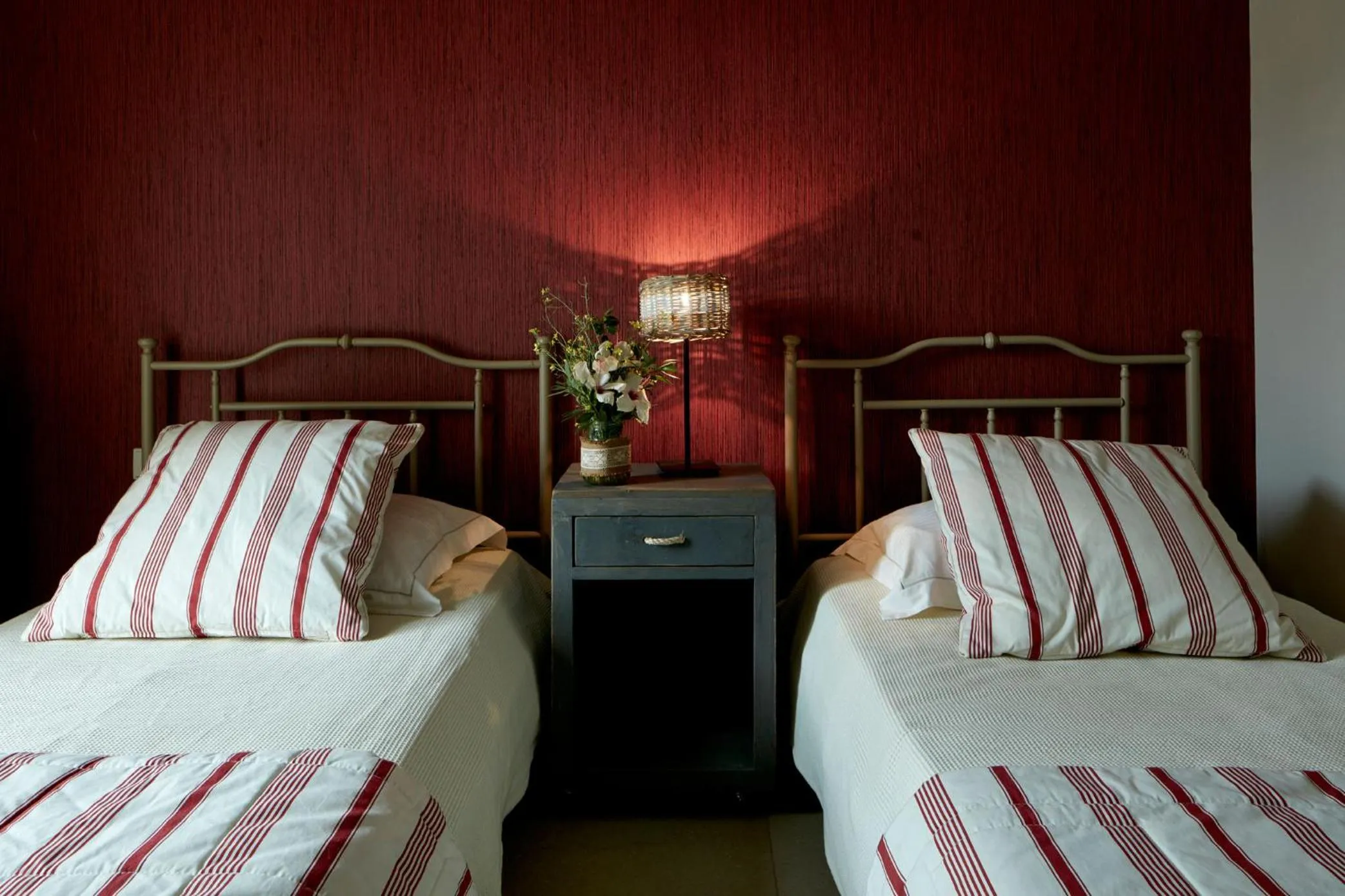 Bed in Diles & Rinies