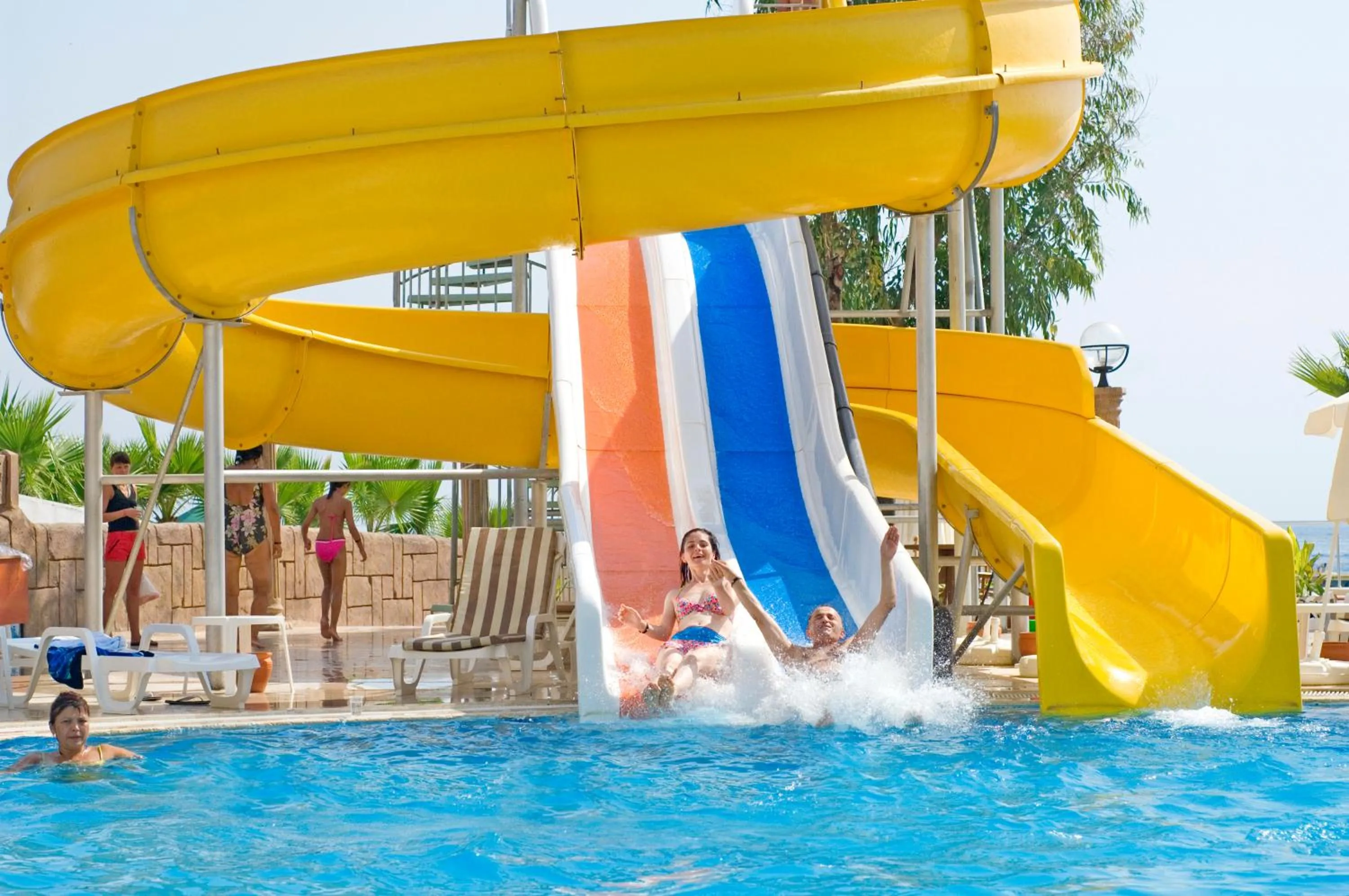 Swimming pool in Club Hotel Sunbel
