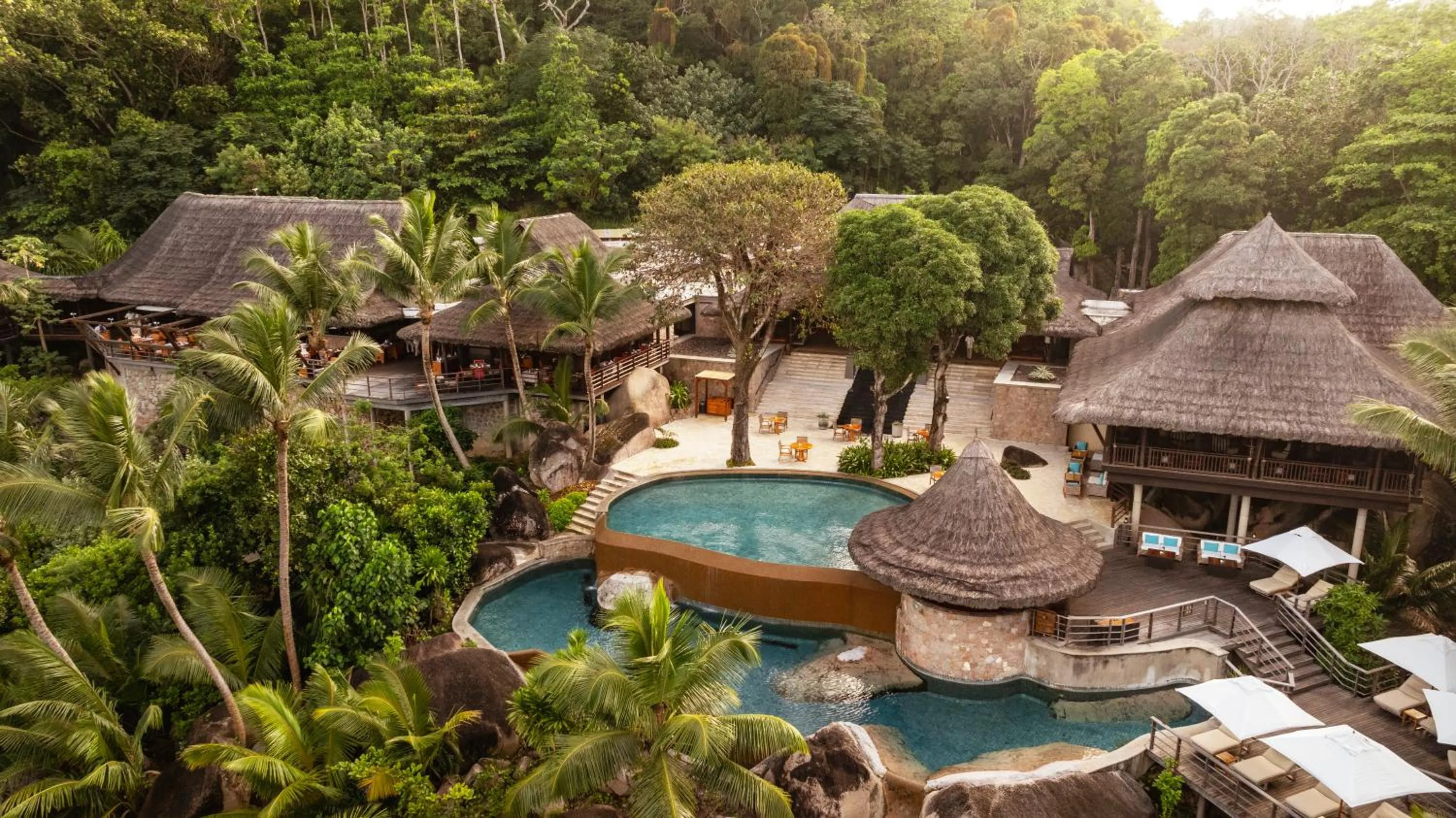 Pool view in Constance Lemuria