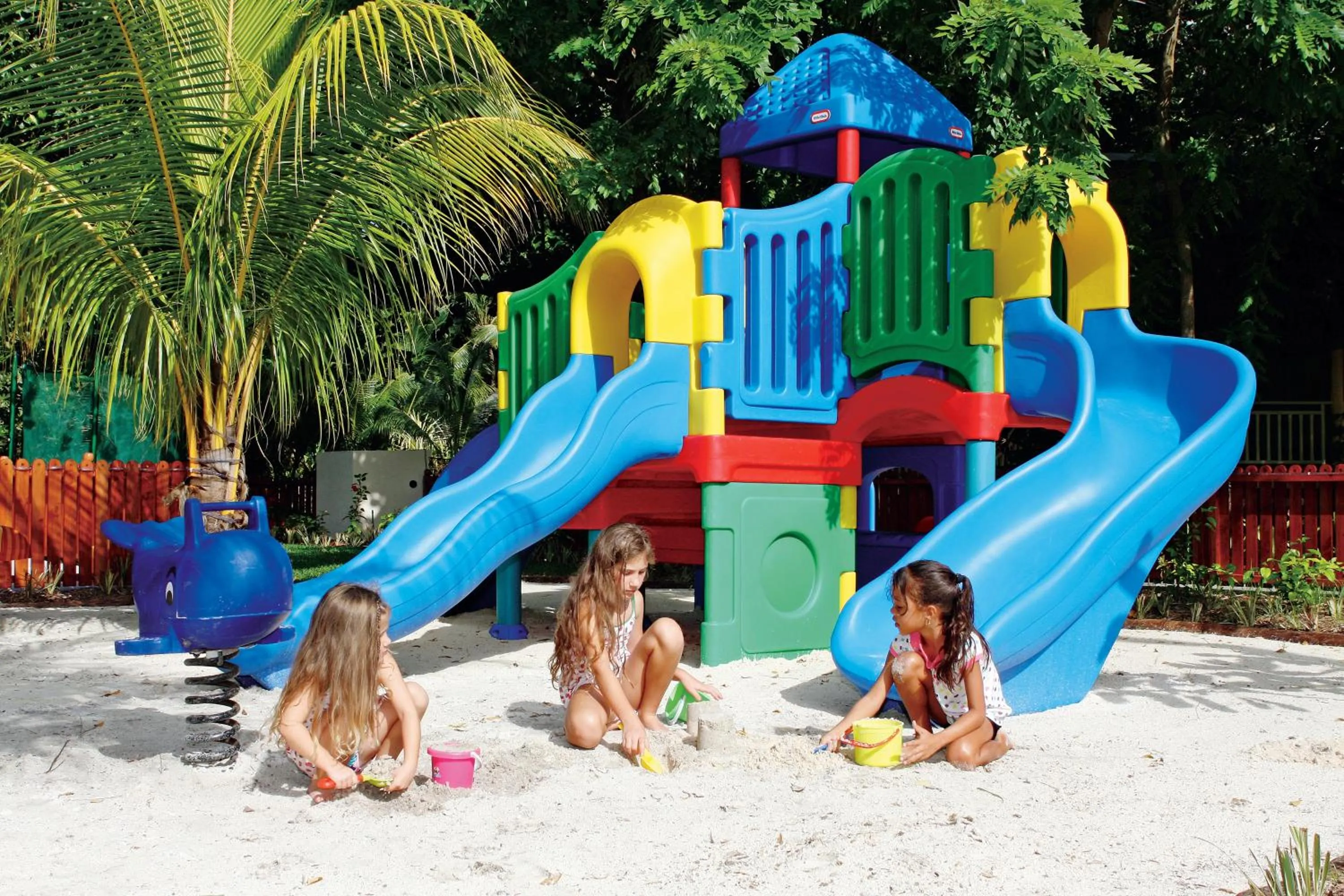 Children play ground in Constance Lemuria