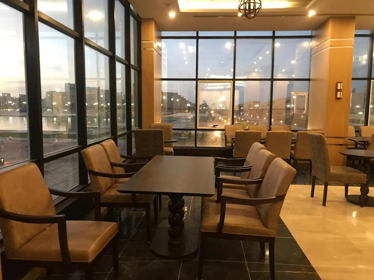 Restaurant/places to eat in Tolip North Coast Hotel