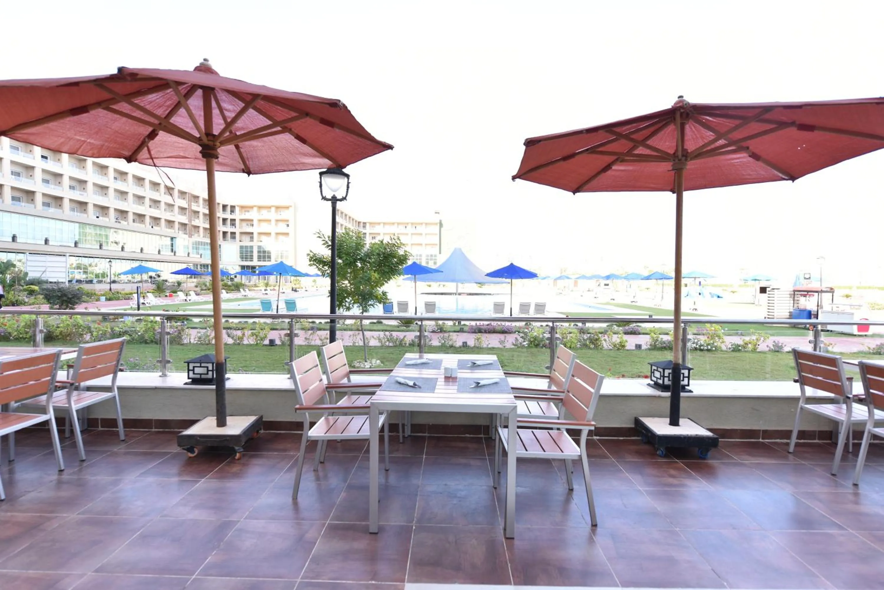 Restaurant/places to eat in Tolip North Coast Hotel