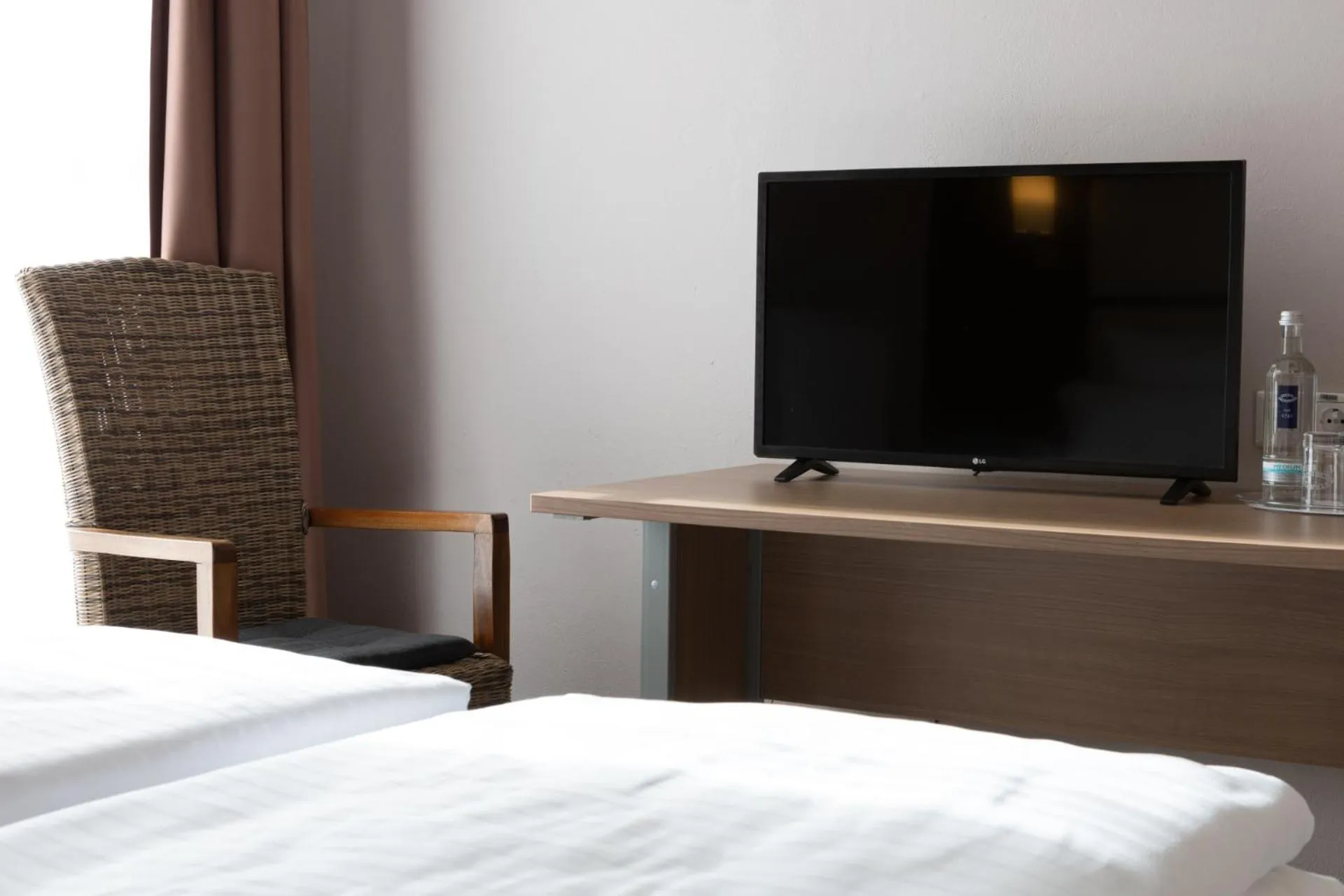 Photo of the whole room, Bed in Amedia Express Bielefeld, Trademark Collection by Wyndham