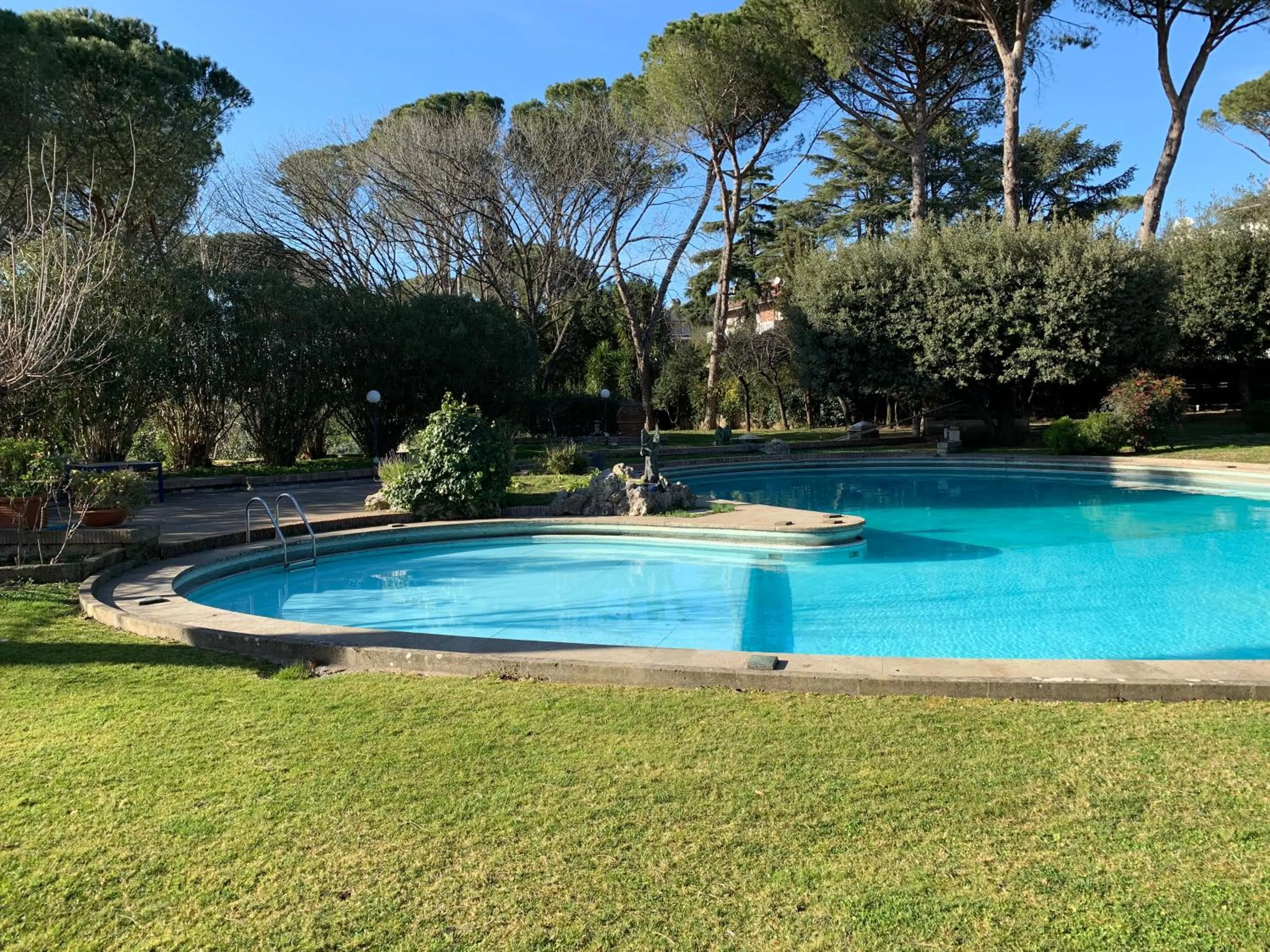 Swimming pool in Villa Albina