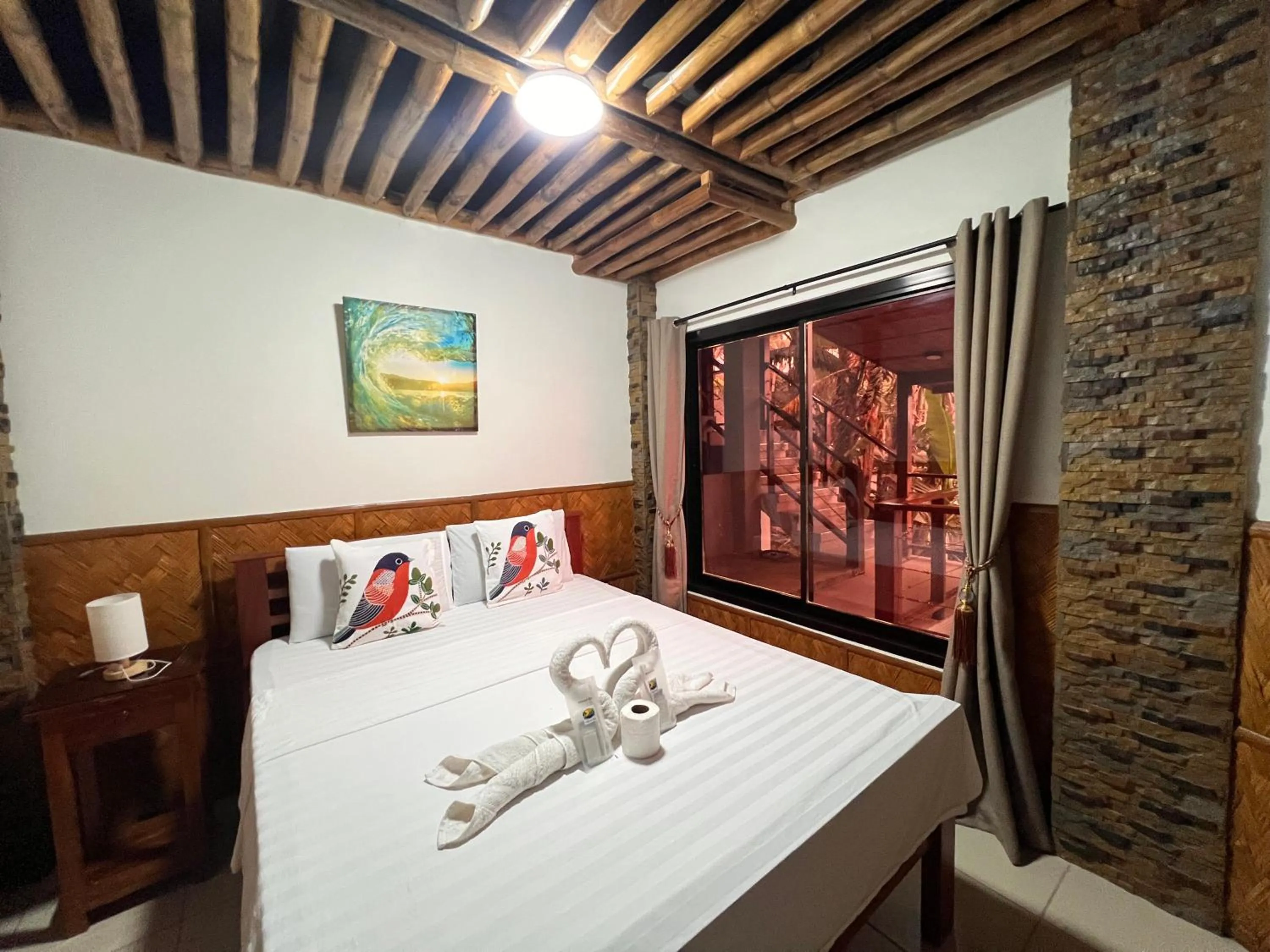 Bed in Villa de Pico Highland Beach Resort