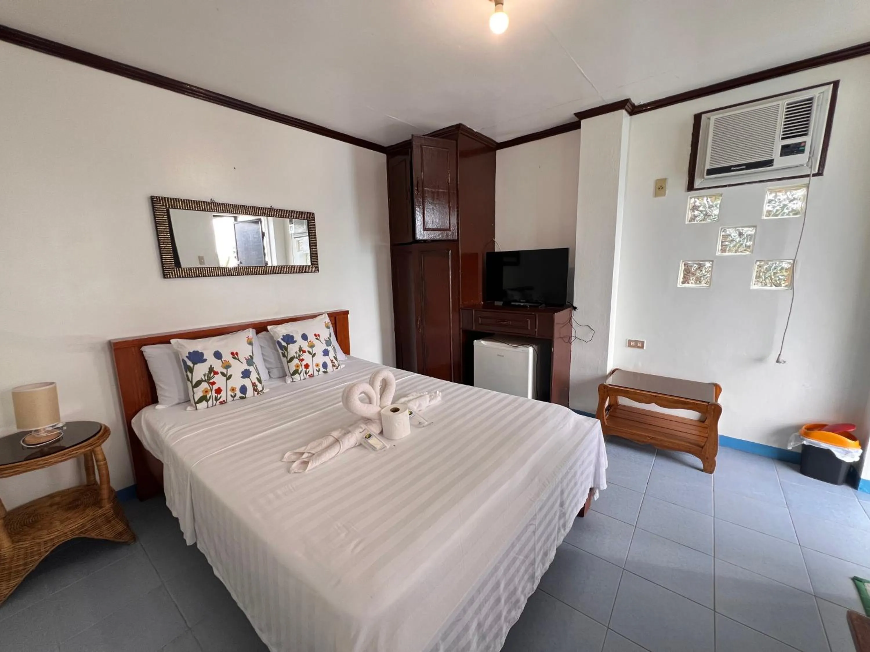 Bed in Villa de Pico Highland Beach Resort