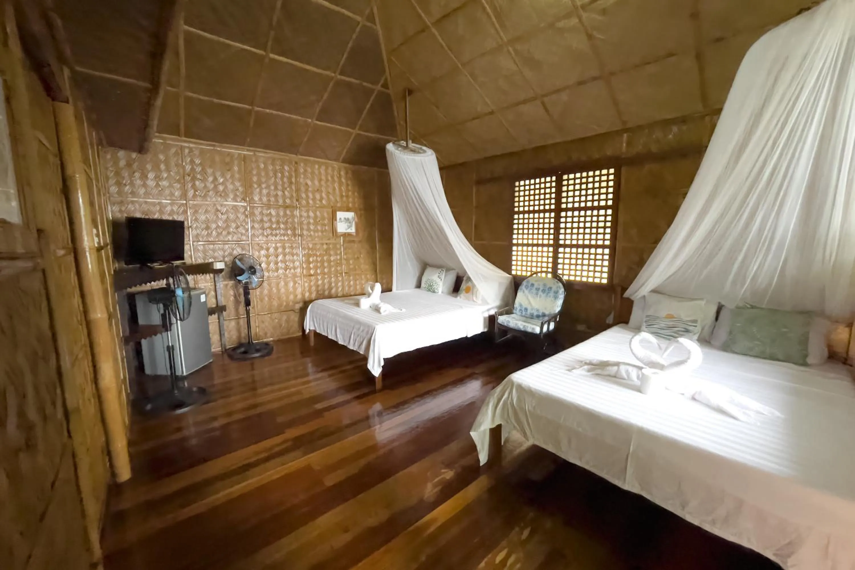 Bed in Villa de Pico Highland Beach Resort