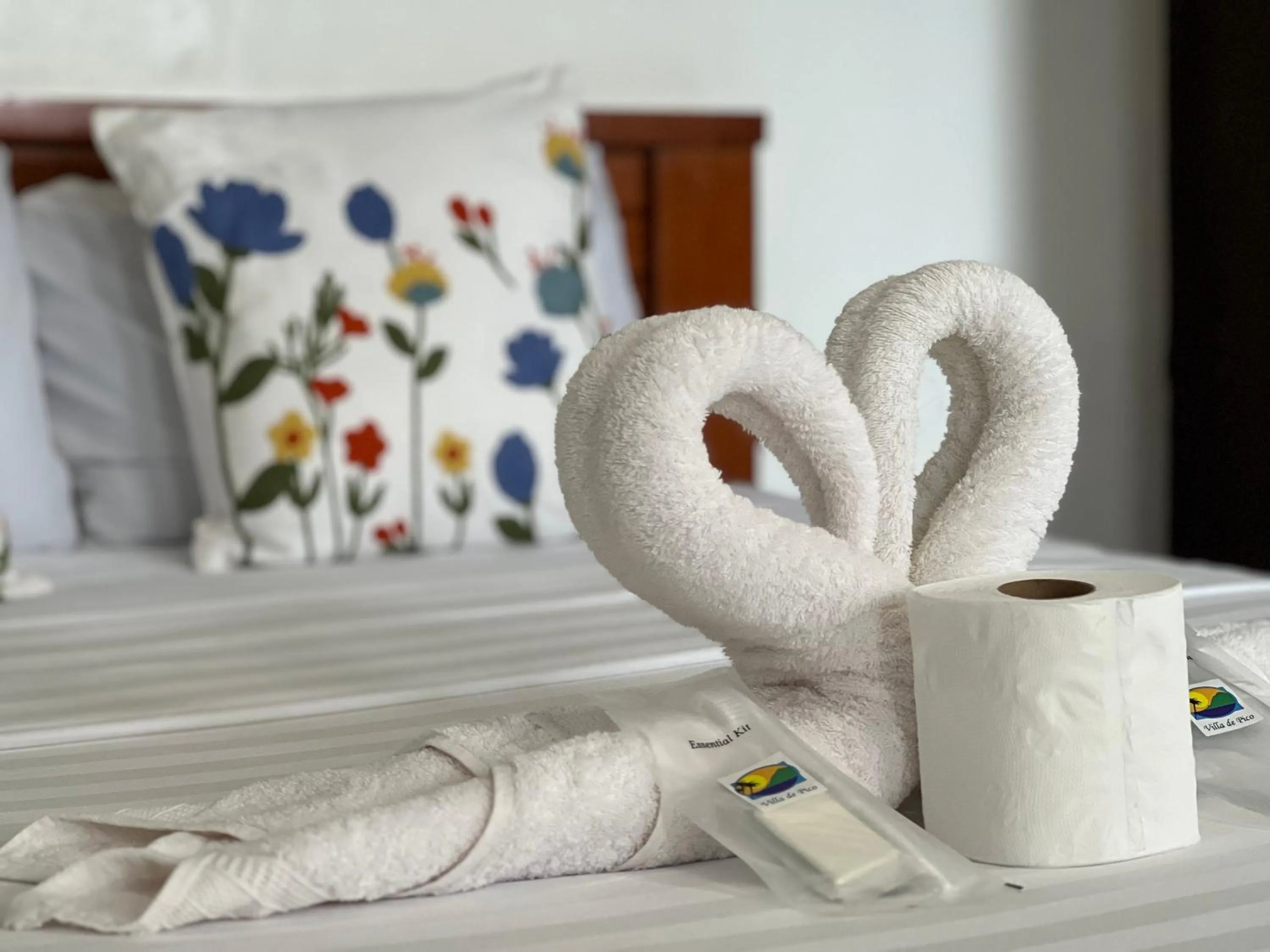 towels, Bed in Villa de Pico Highland Beach Resort