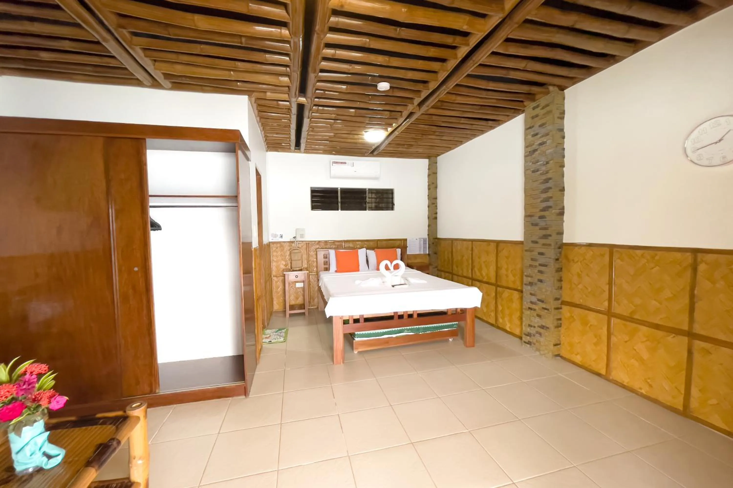 Villa de Pico Highland Beach Resort