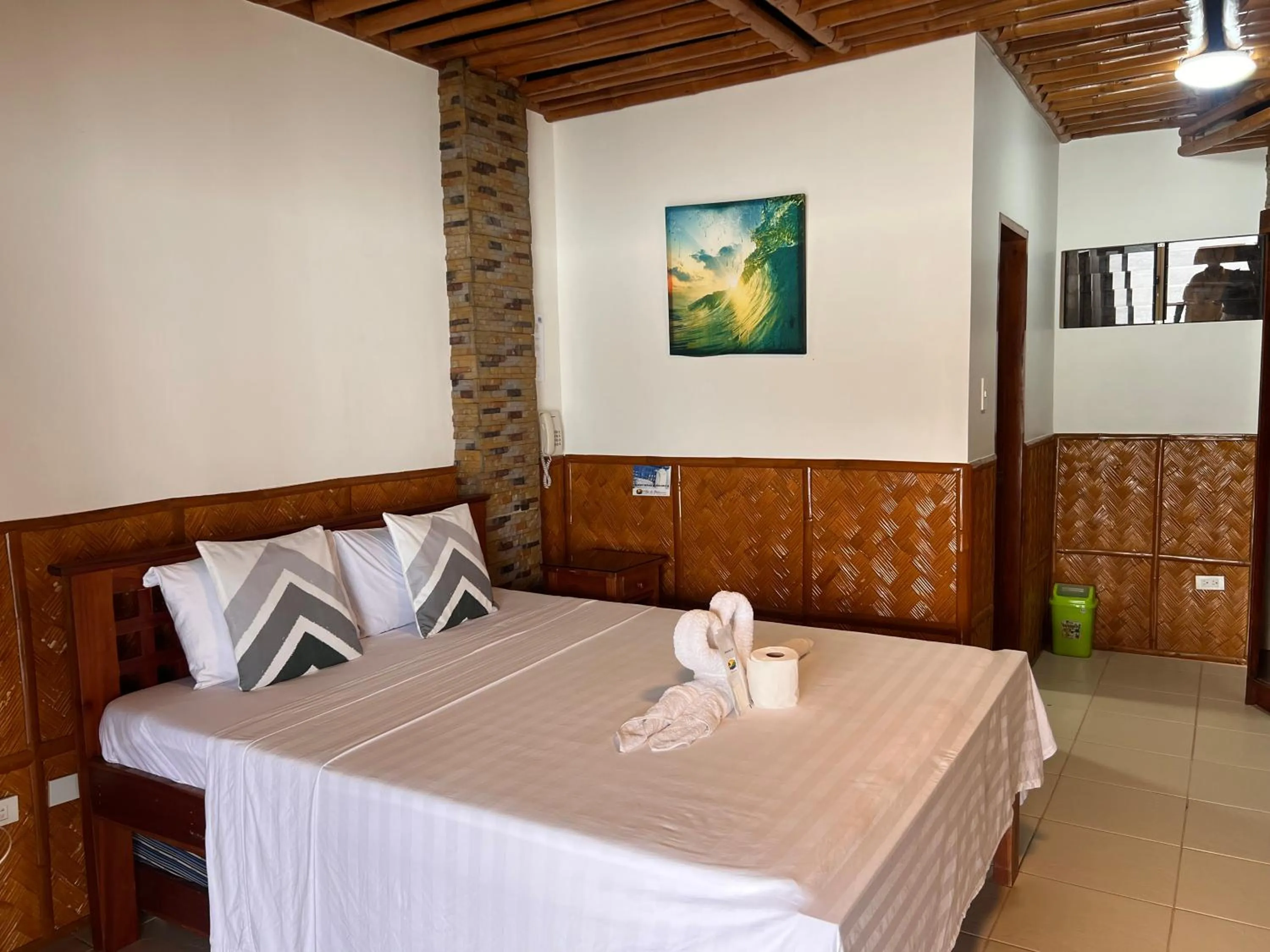 Bed in Villa de Pico Highland Beach Resort