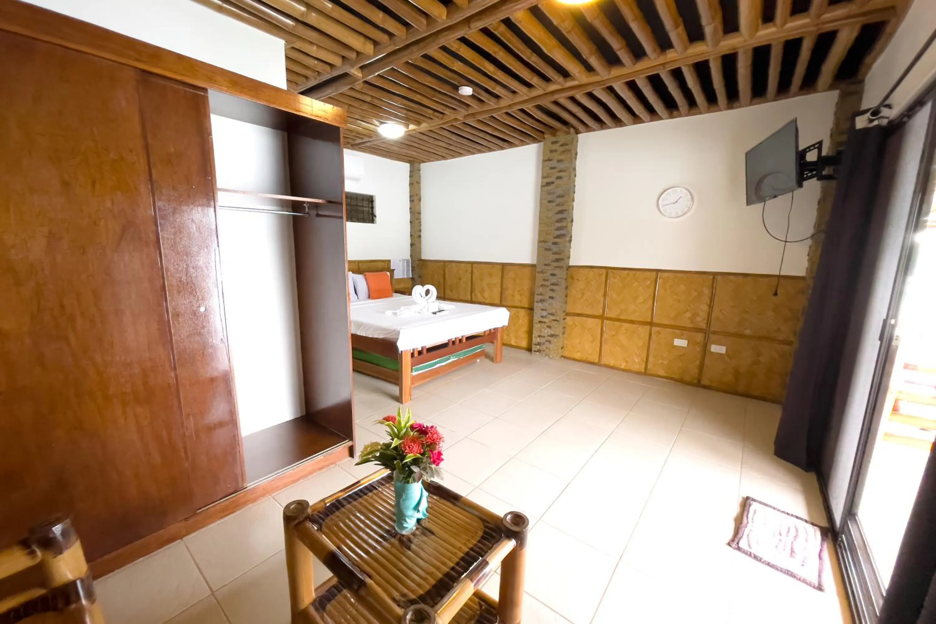 Villa de Pico Highland Beach Resort