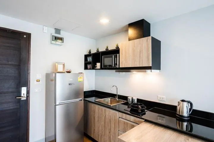 Kitchen or kitchenette in ONPA Hotel & Residence Bangsaen