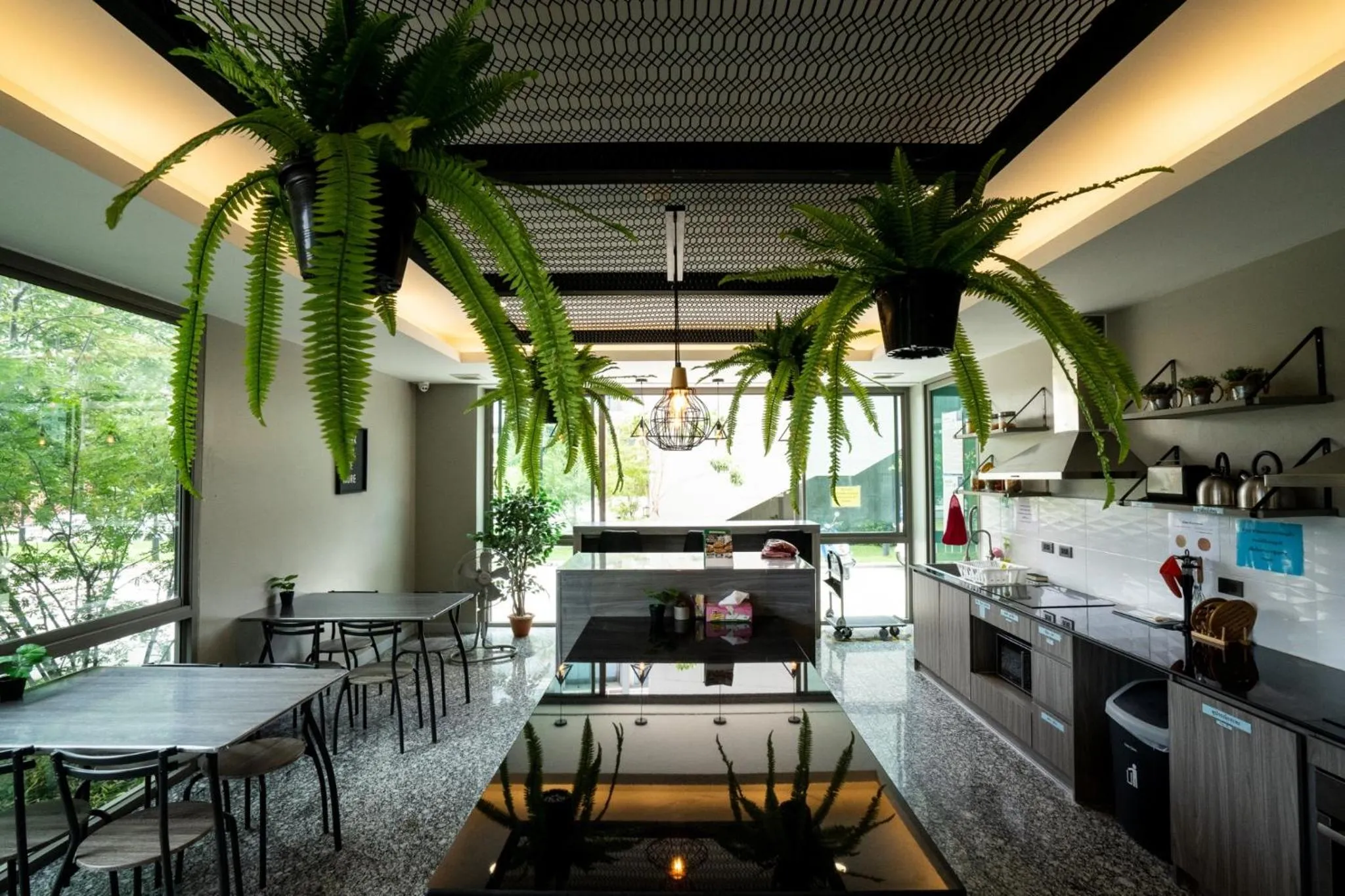 Restaurant/places to eat in ONPA Hotel & Residence Bangsaen