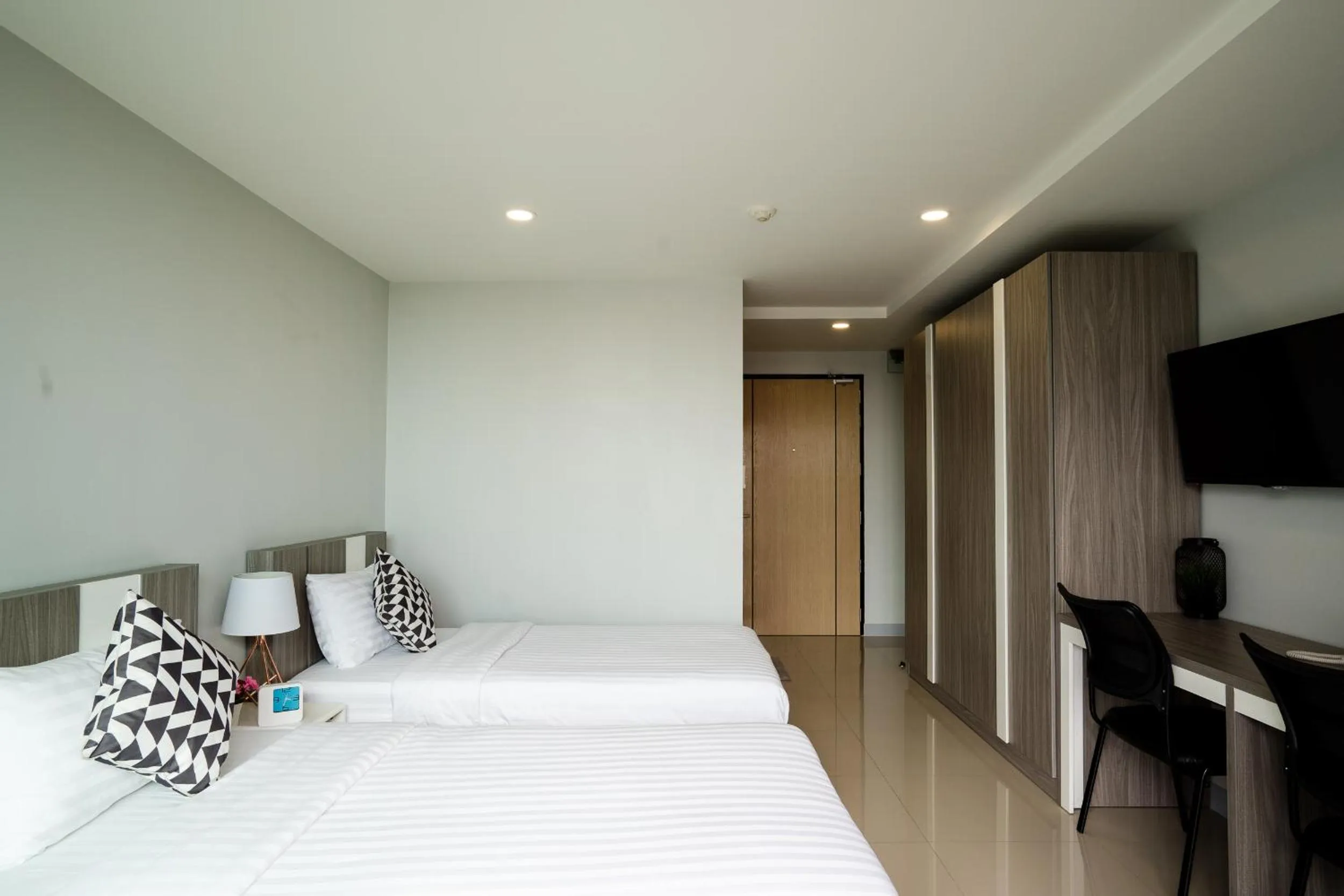 Bed in ONPA Hotel & Residence Bangsaen