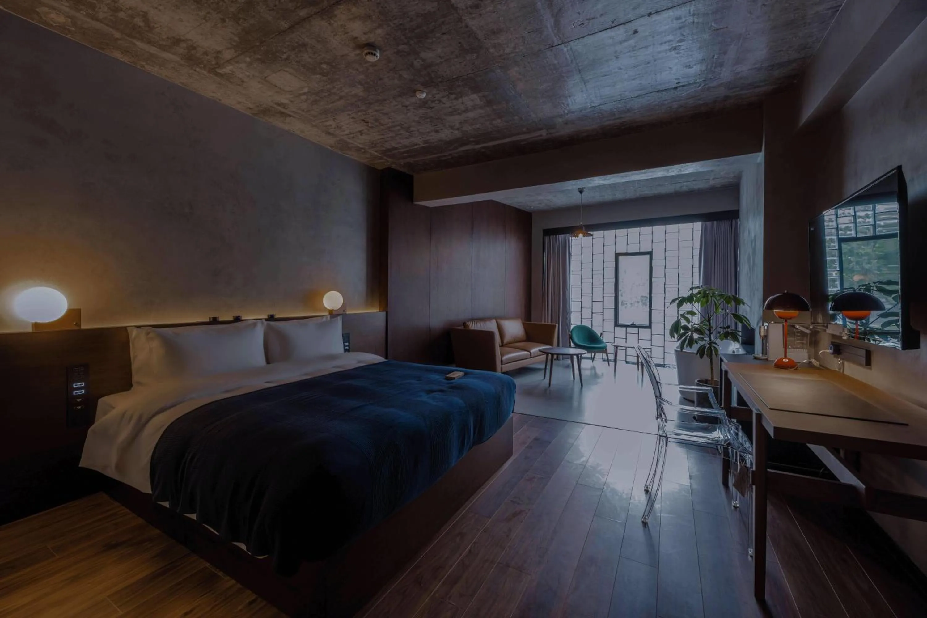 Photo of the whole room, Bed in Neobridge Hotel