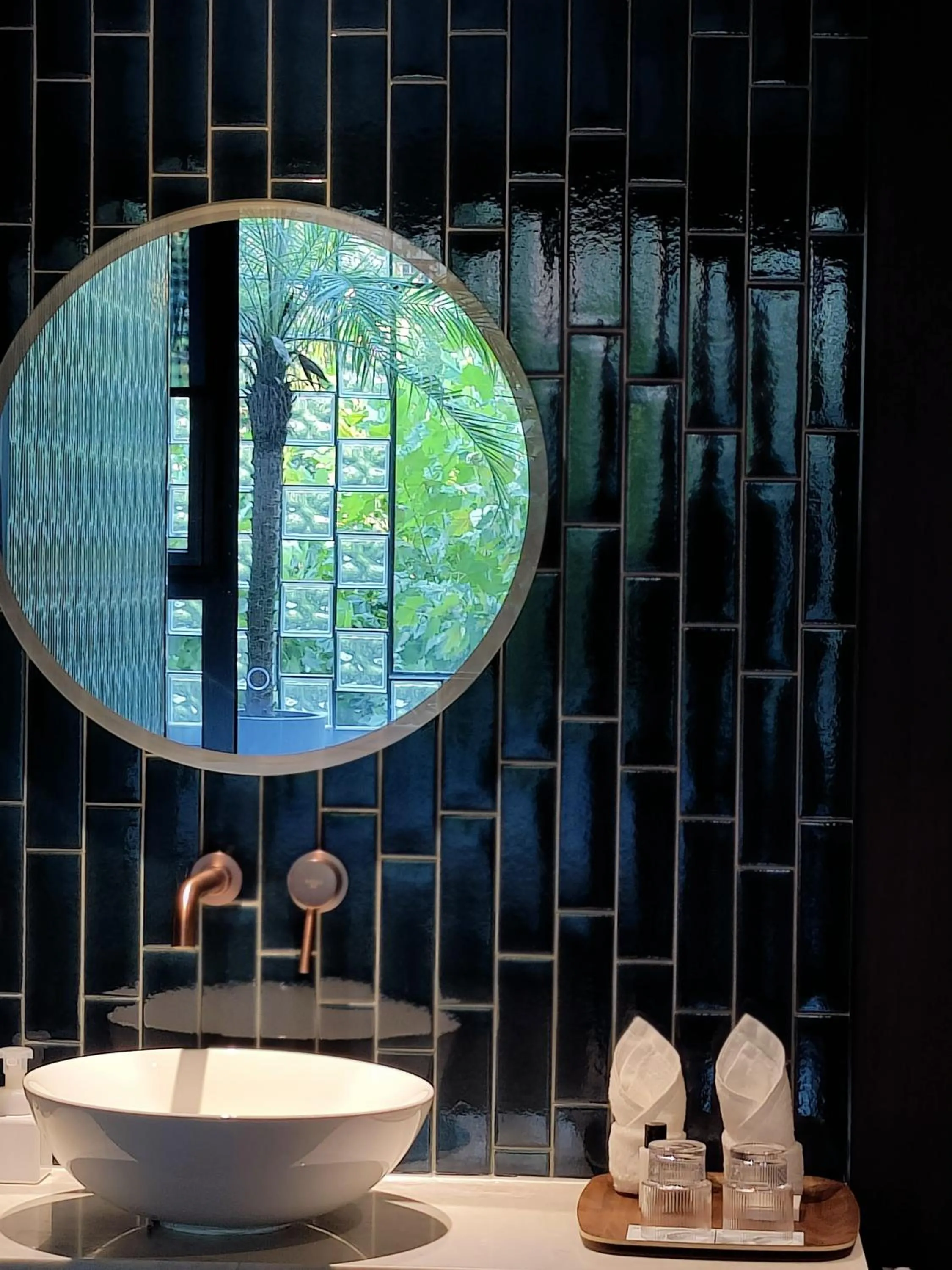 Bathroom in Neobridge Hotel