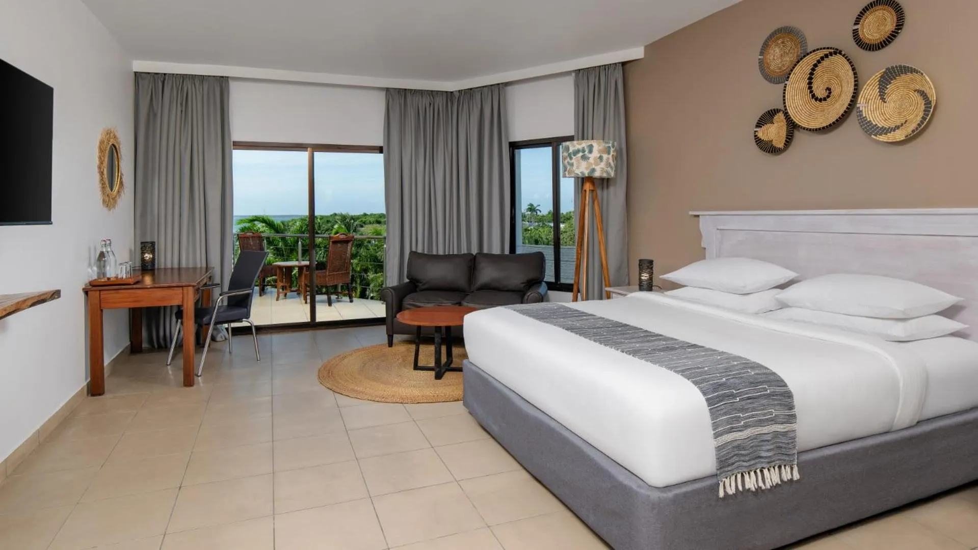 Bedroom in Coral Beach Hotel Dar Es Salaam