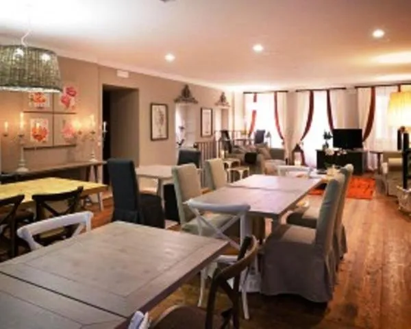 Restaurant/places to eat in Locanda In Borgo Garnì & Wellness