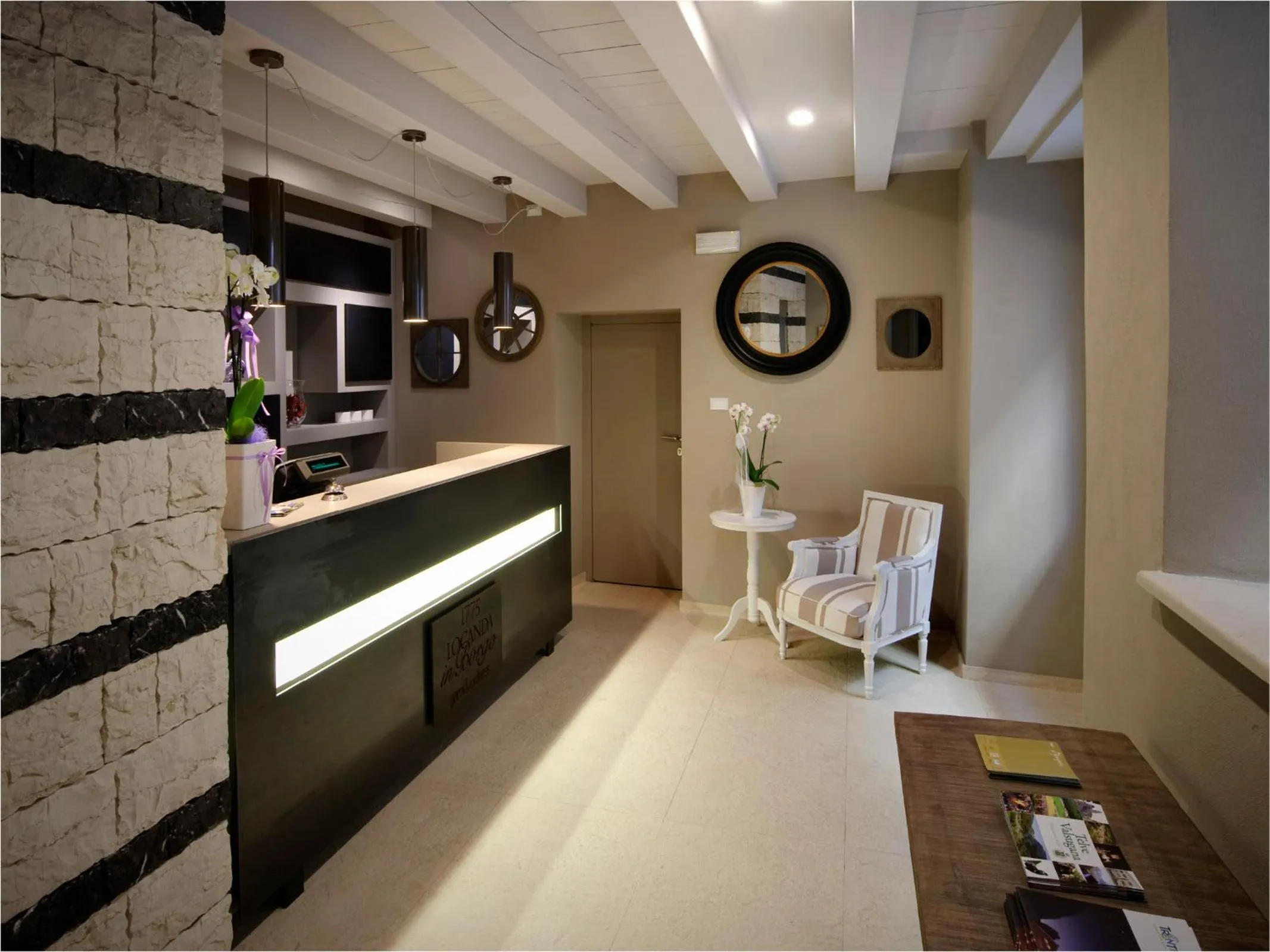 Locanda In Borgo Garnì & Wellness