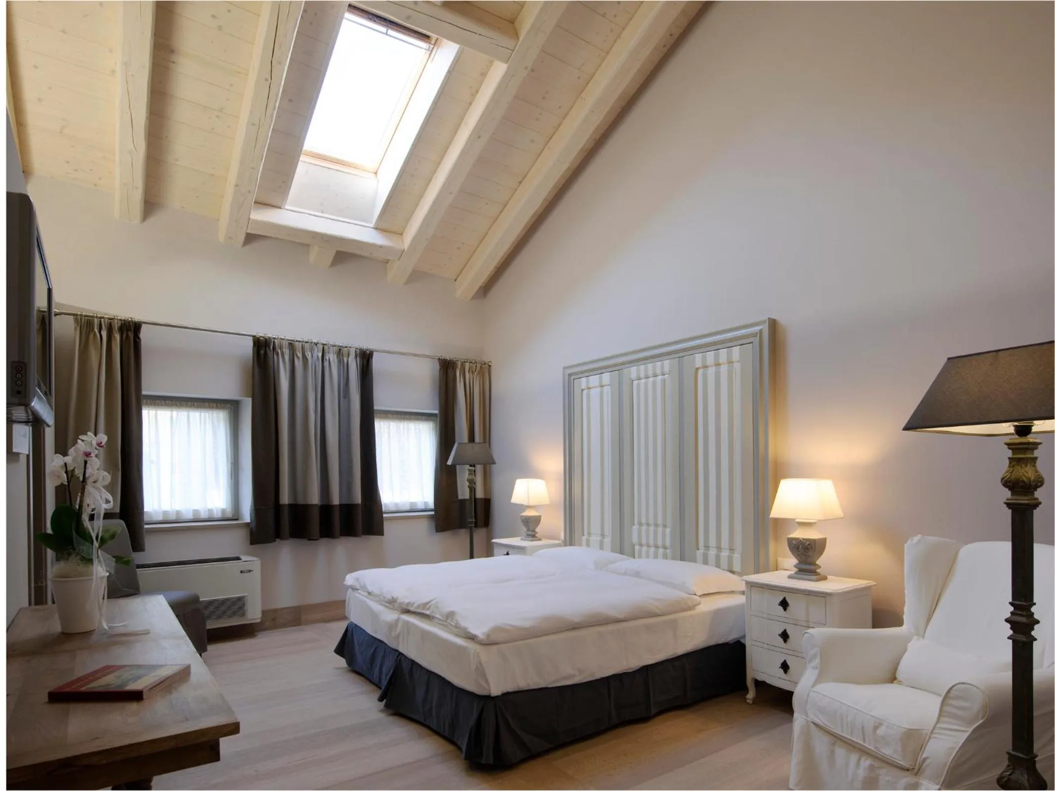 Bed in Locanda In Borgo Garnì & Wellness