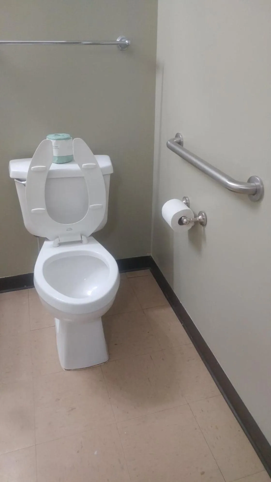 Toilet in High Falls Inn & Suites